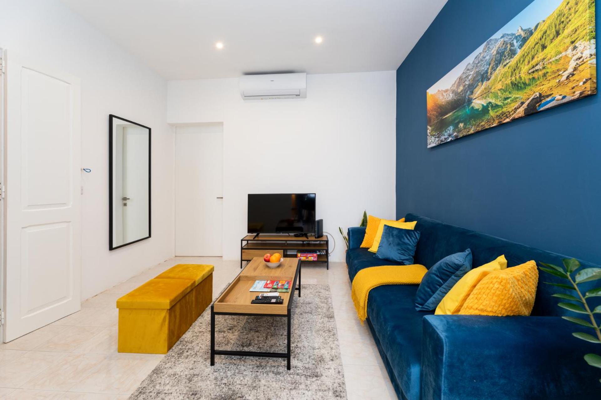 Chic 1BR Retreat in St Julian's by Holi photo 4