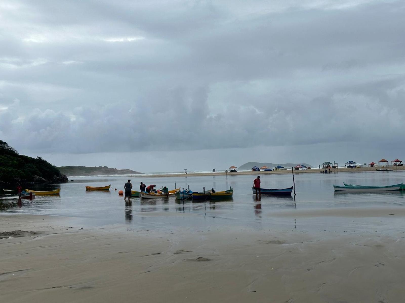 Pousada Paraíso Ap próximo ao centrinho da Pinheira