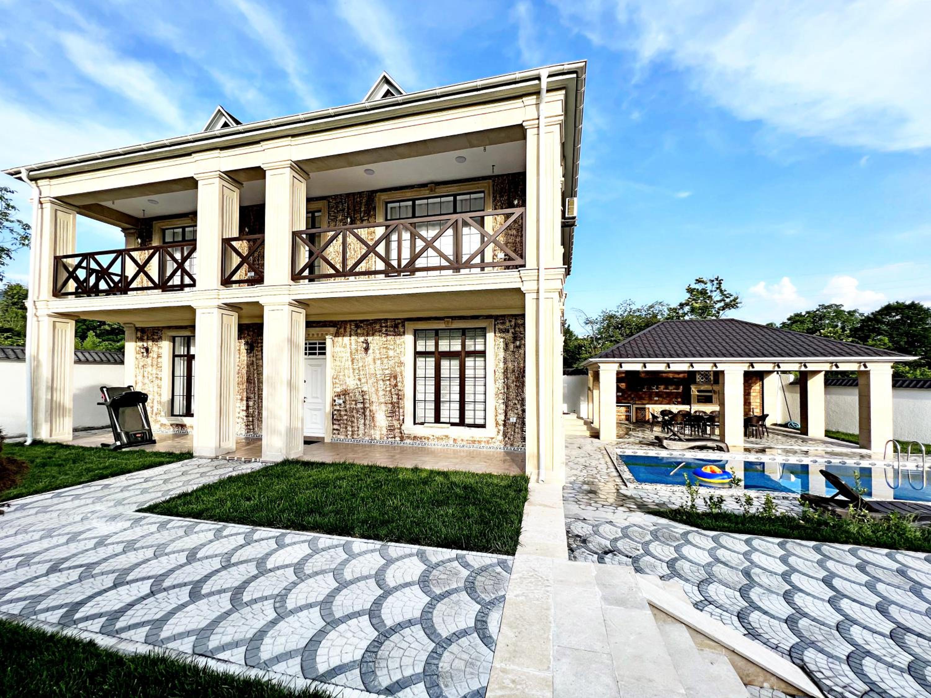 Qafqaz Crystal Peak Chalet
