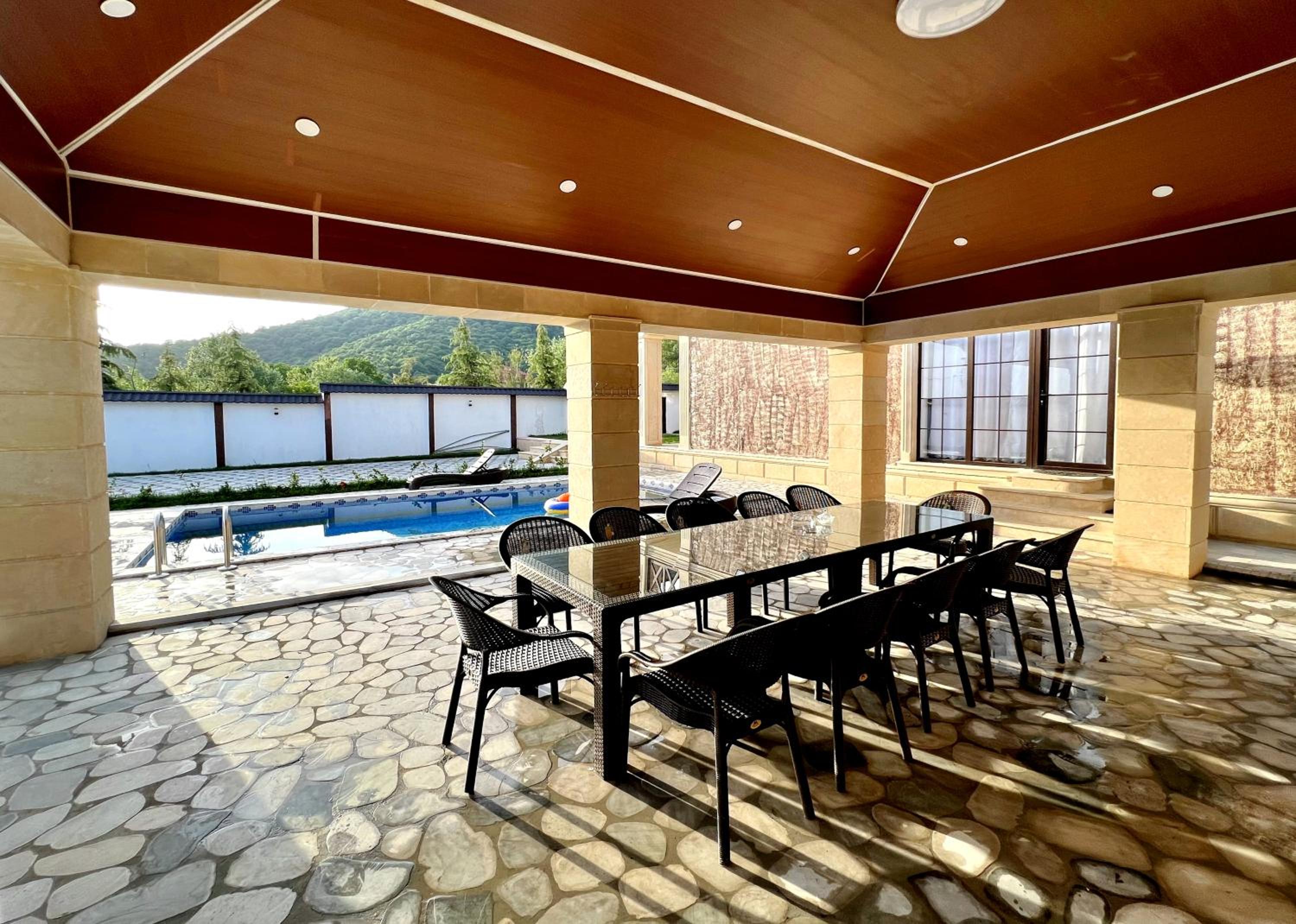 Qafqaz Crystal Peak Chalet