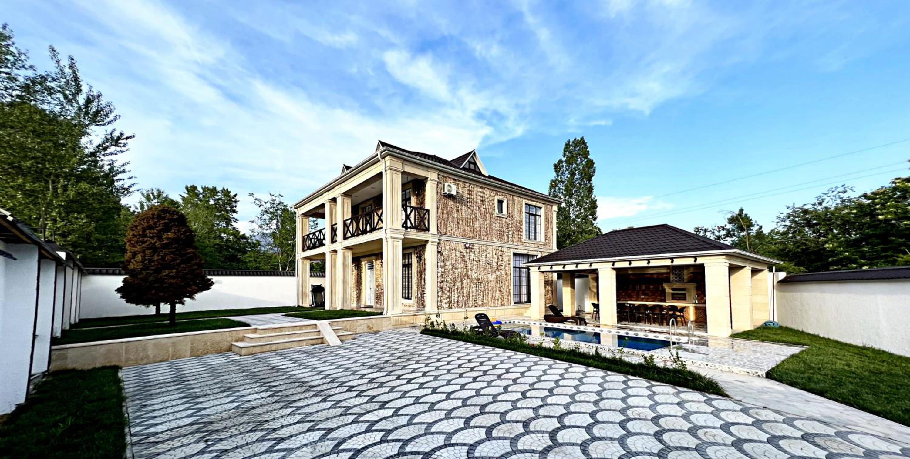 Qafqaz Crystal Peak Chalet