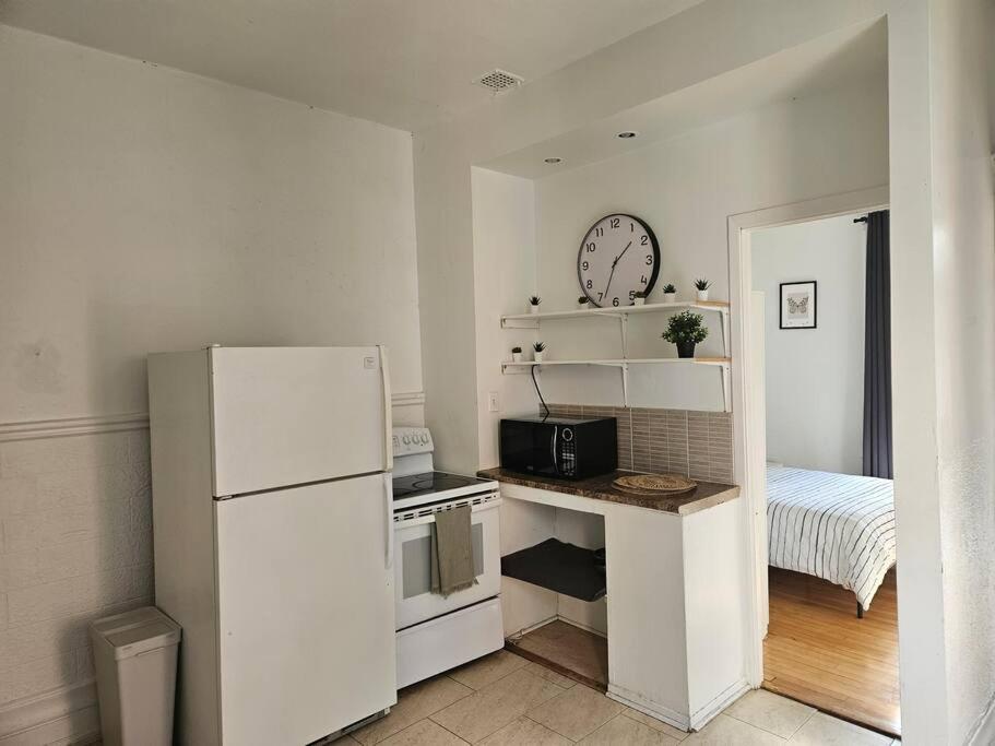 Mona Bella Beautiful Home In Mile End