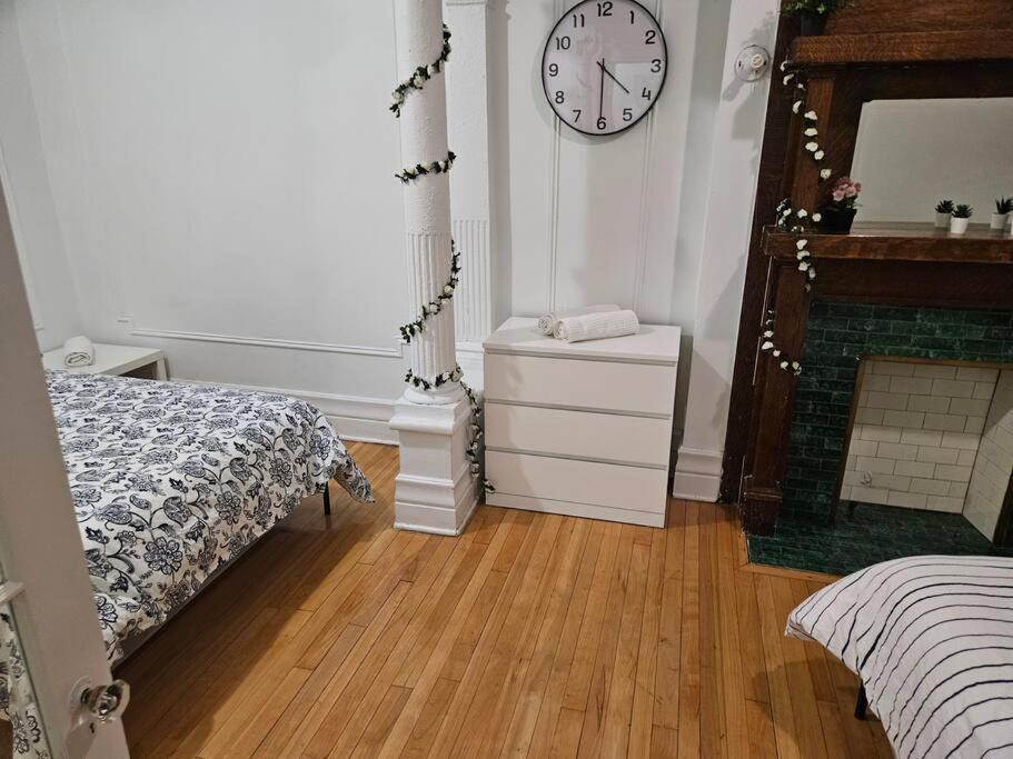 Mona Bella Beautiful Home In Mile End