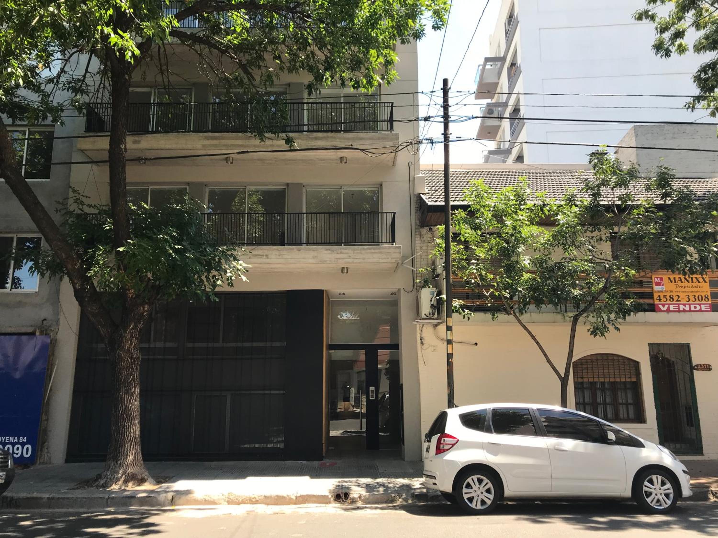 Amplio Monoambiente Dividido 45 m2. Flores.