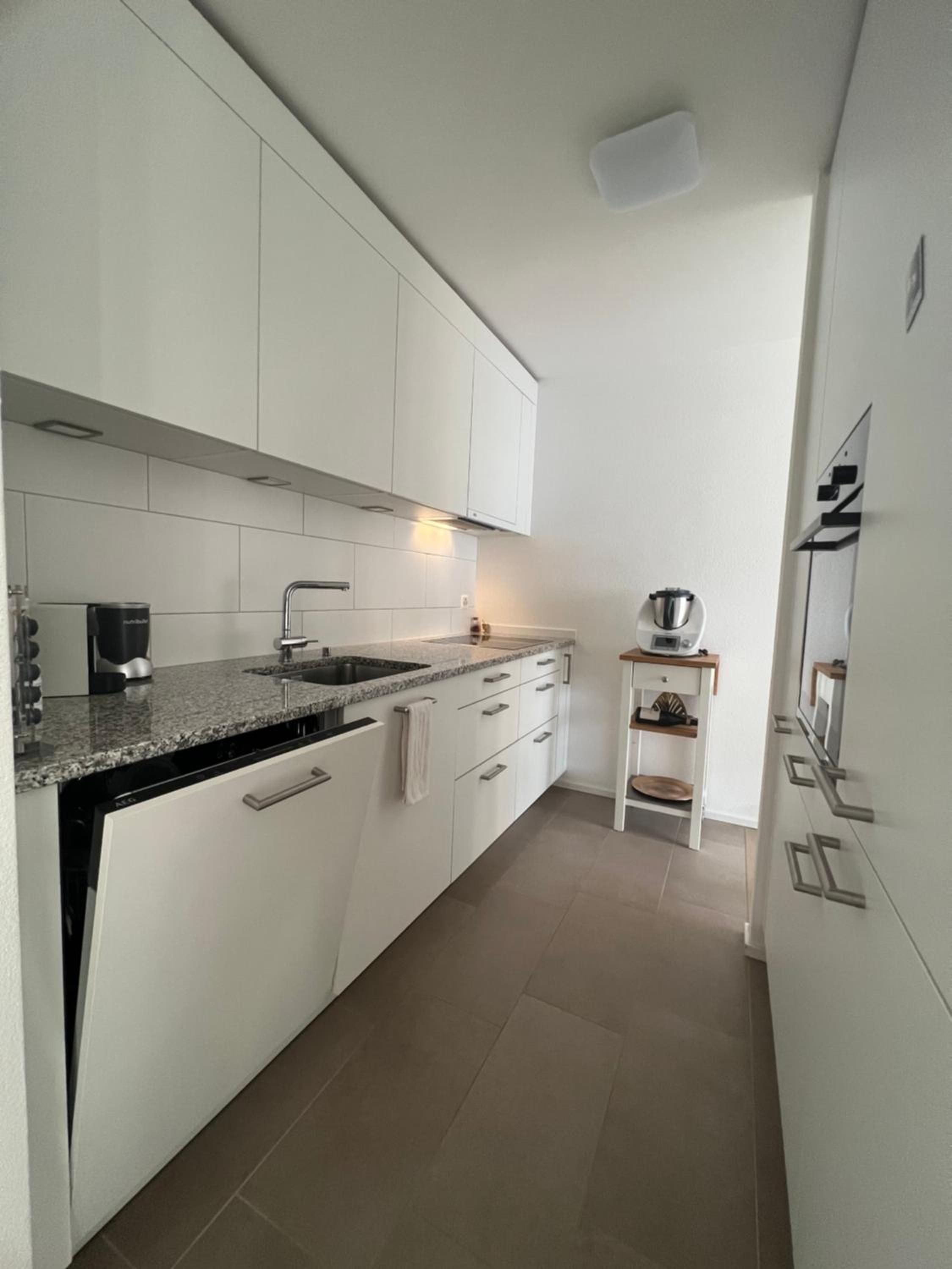 Best located & fully equipped apartment at Basel SBB main station