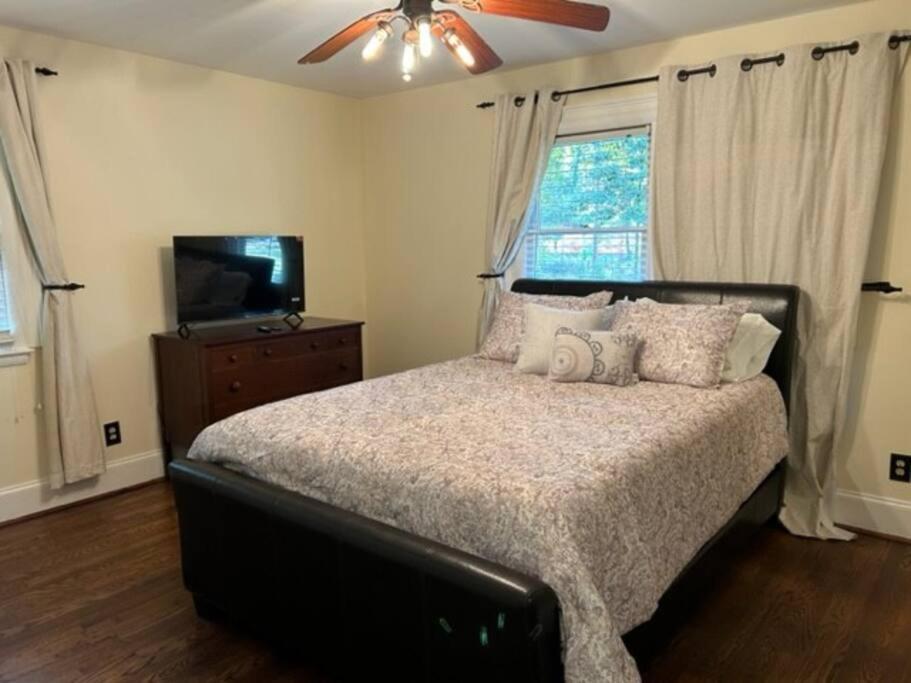Southern Charm in Buckhead view 4