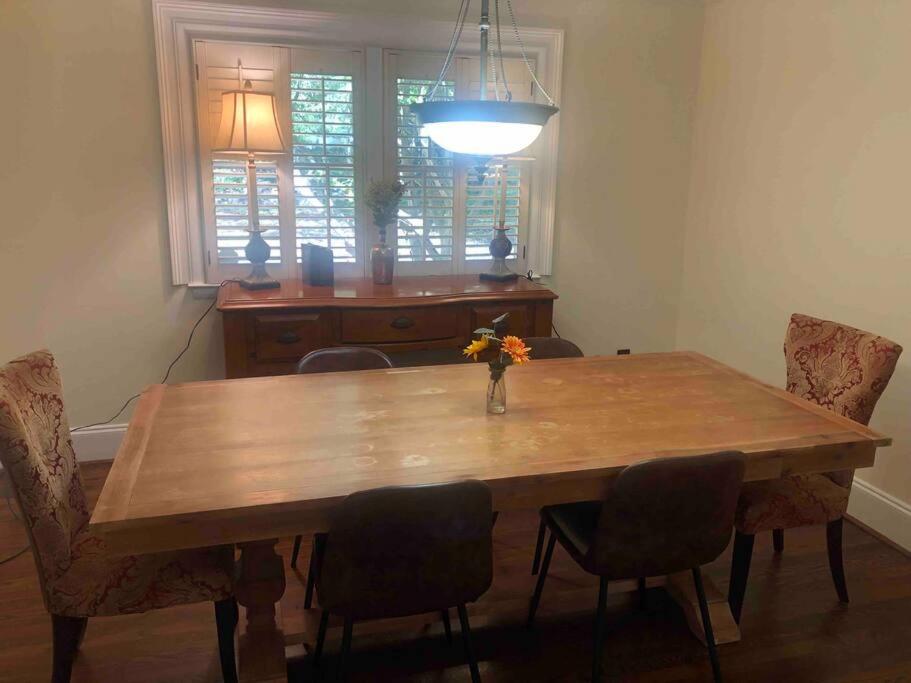 Southern Charm in Buckhead view 5