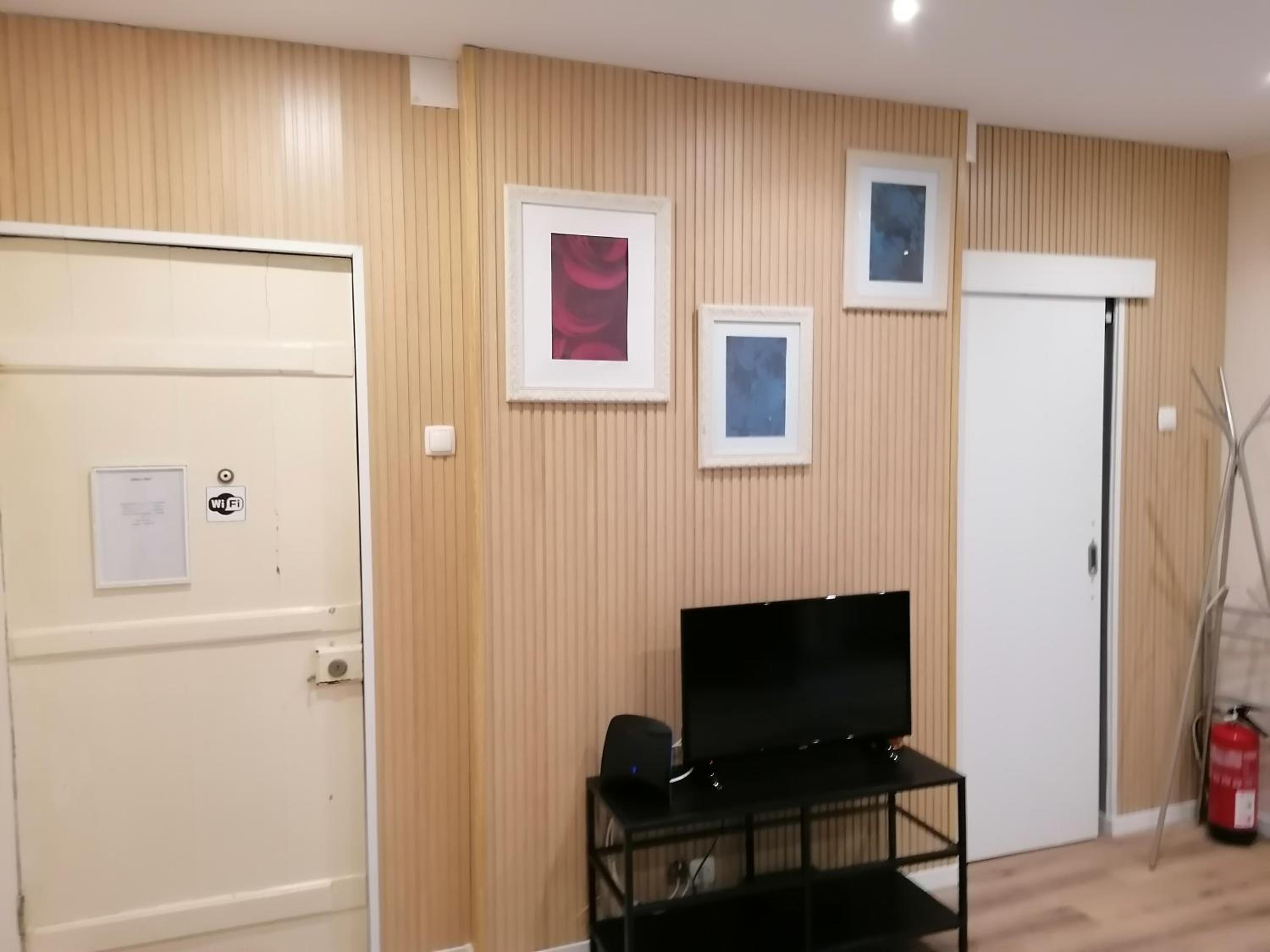 Lisbon Heart Santa Marta Apartment view 4