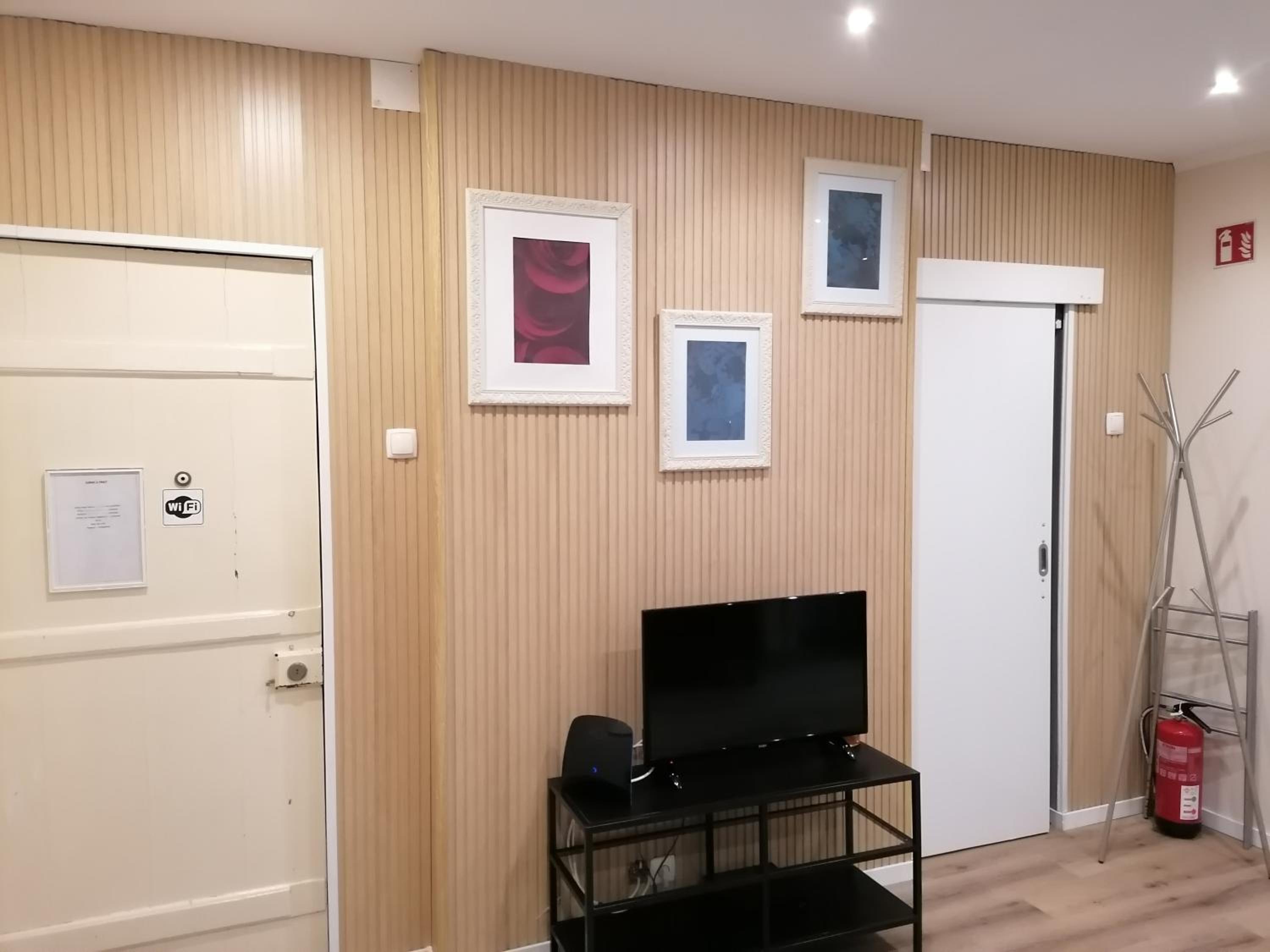 Lisbon Heart Santa Marta Apartment view 3