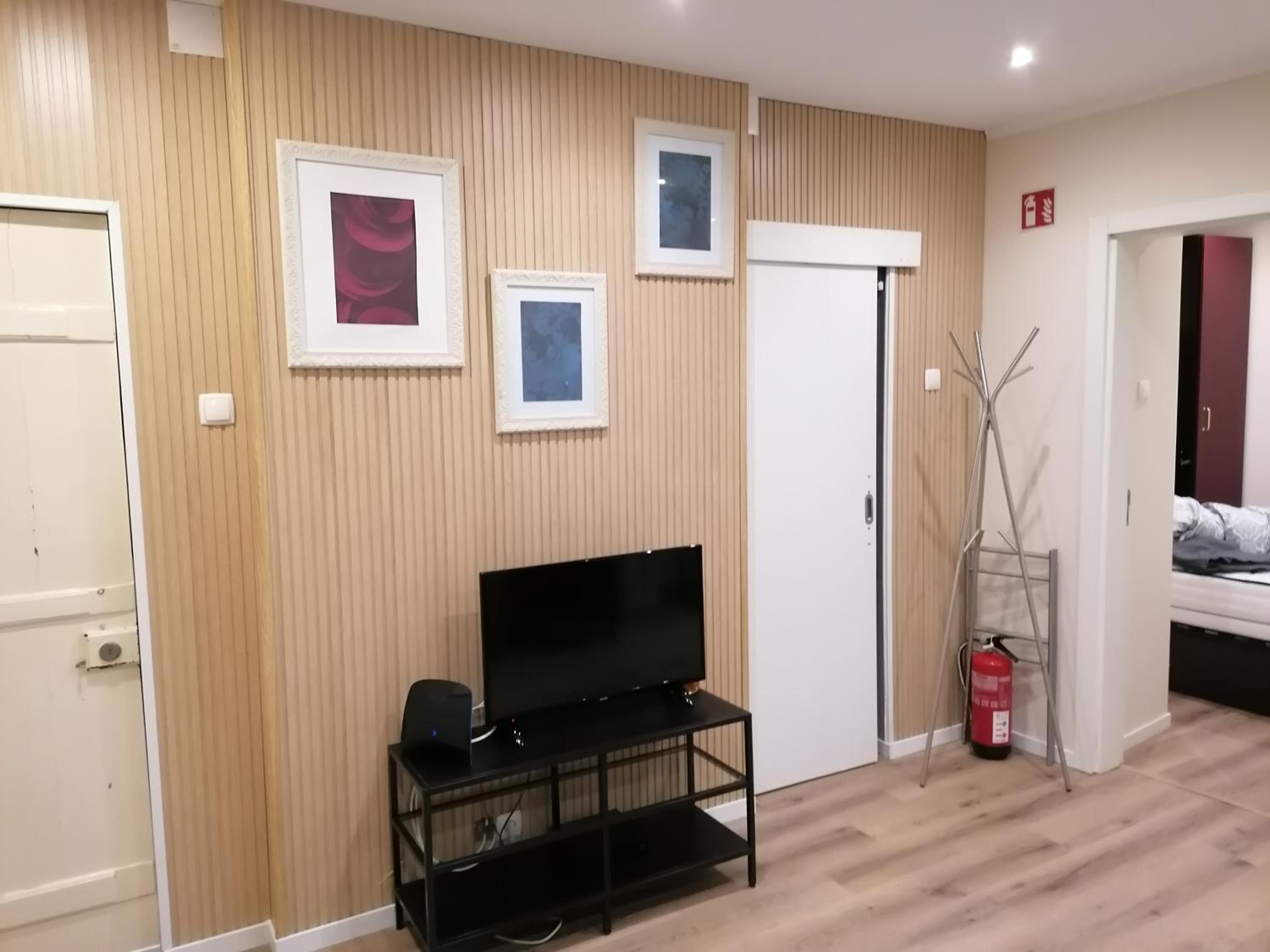 Lisbon Heart Santa Marta Apartment view 2
