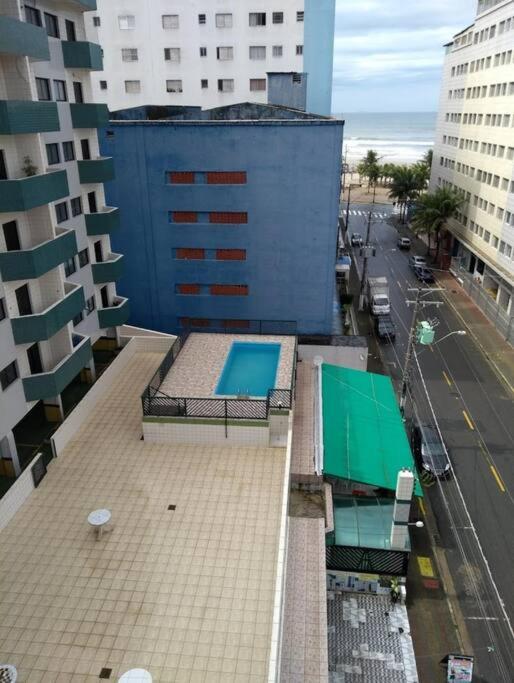 Apartamento em frente à Praia