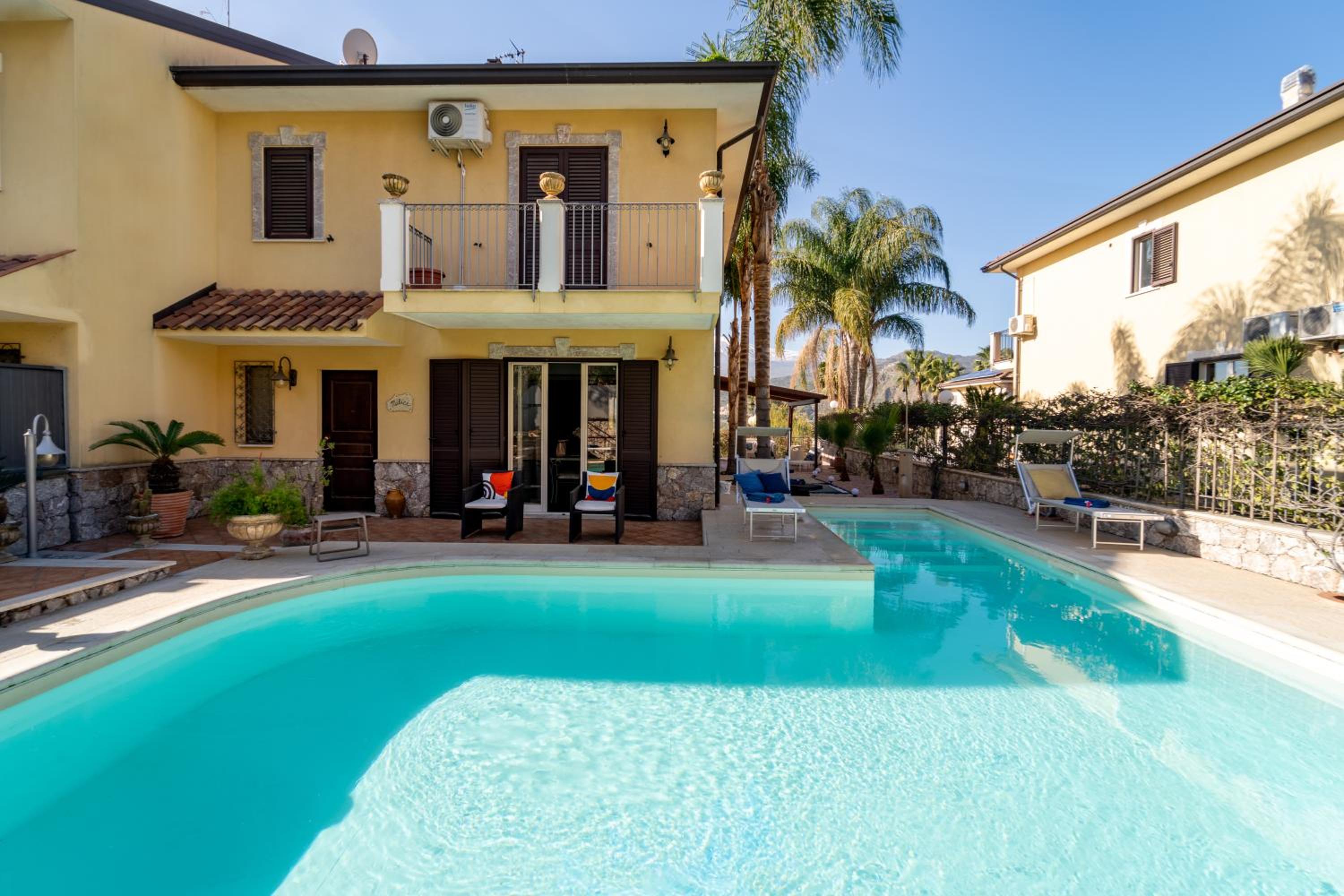 Villa Fabiana Taormina view 2