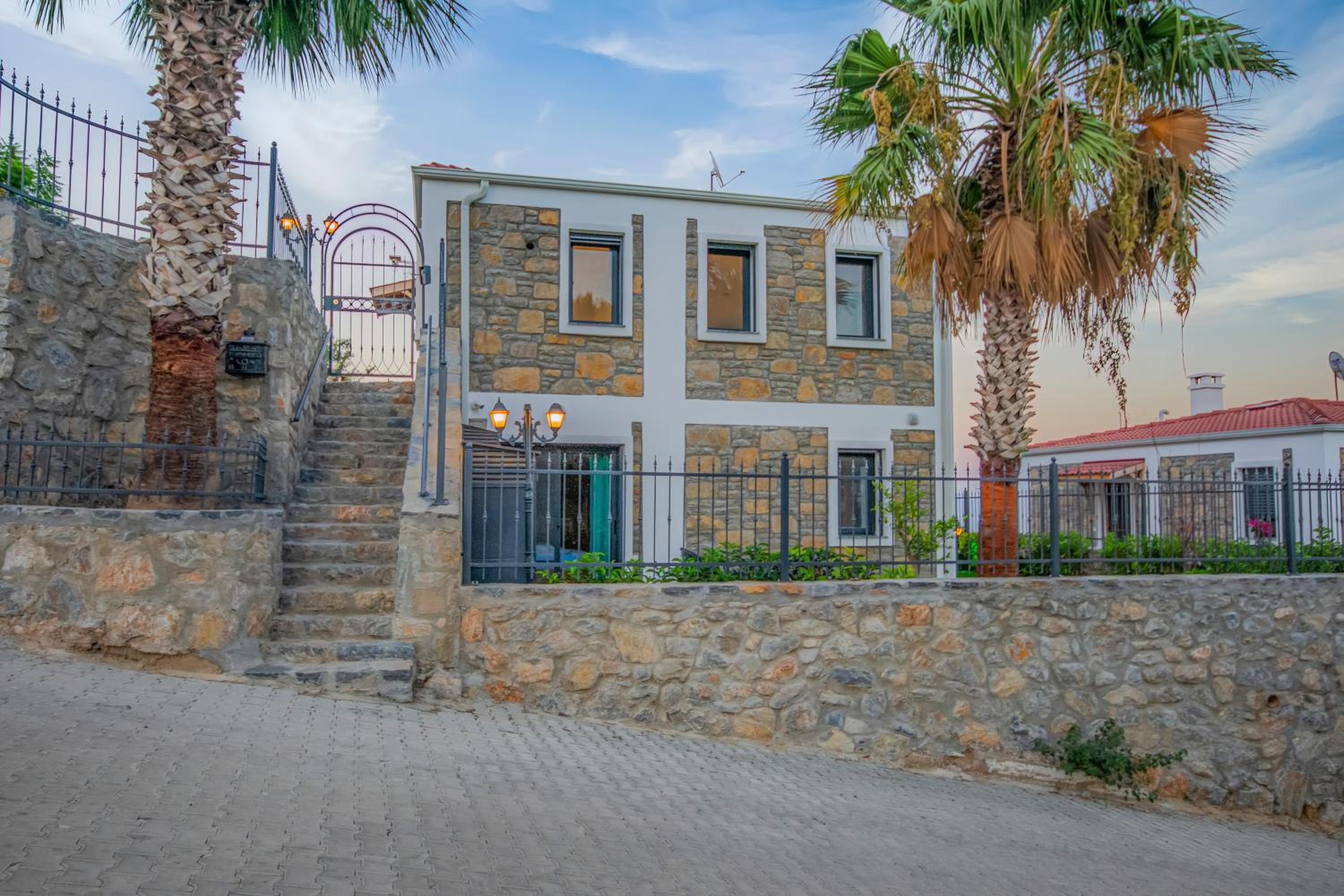 Villa Adenya view 4