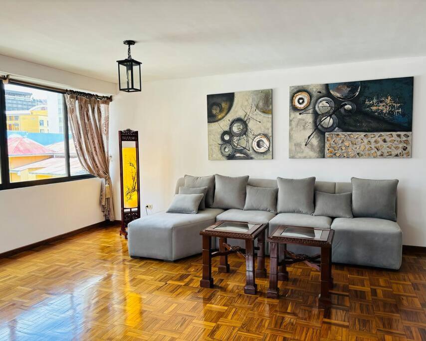 Centro ciudad ,plaza avaroa , Duplex departamento