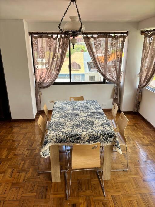 Centro ciudad ,plaza avaroa , Duplex departamento