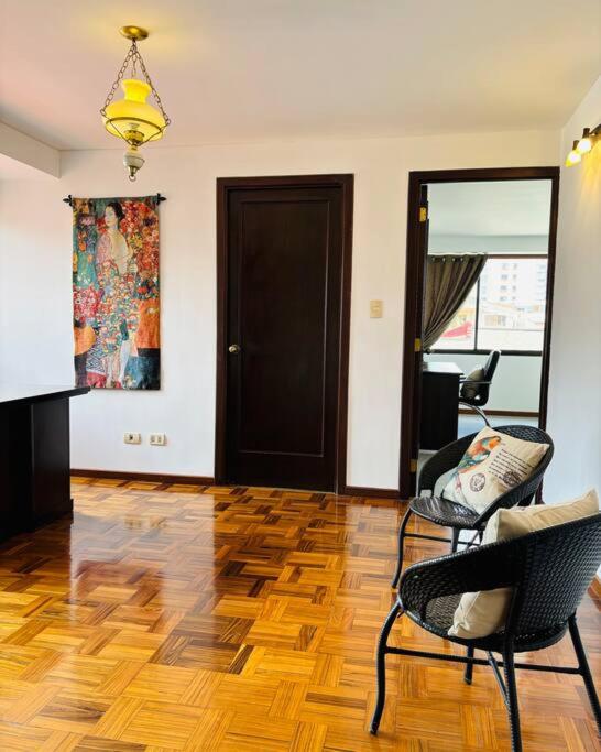 Centro ciudad ,plaza avaroa , Duplex departamento