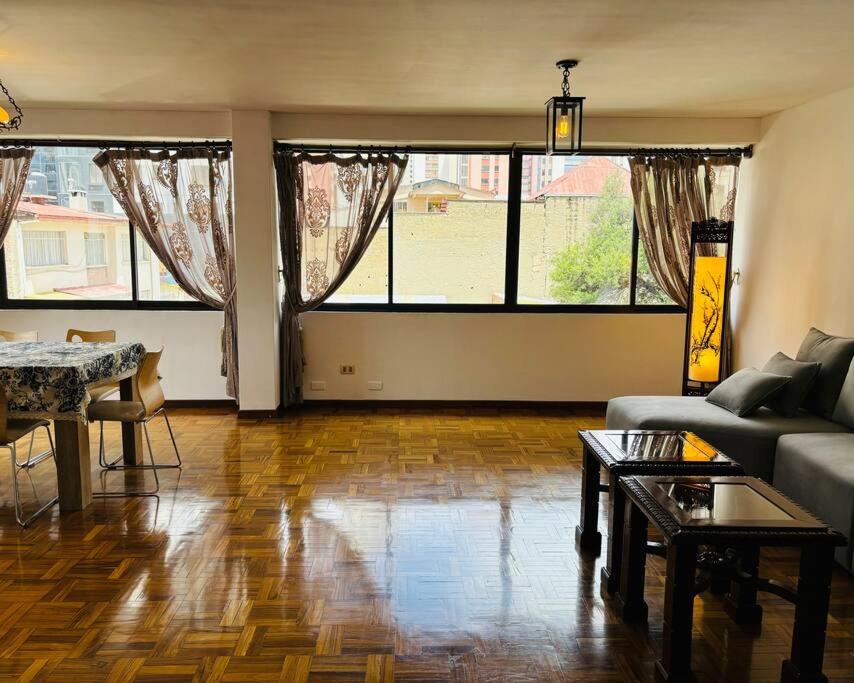 Centro ciudad ,plaza avaroa , Duplex departamento