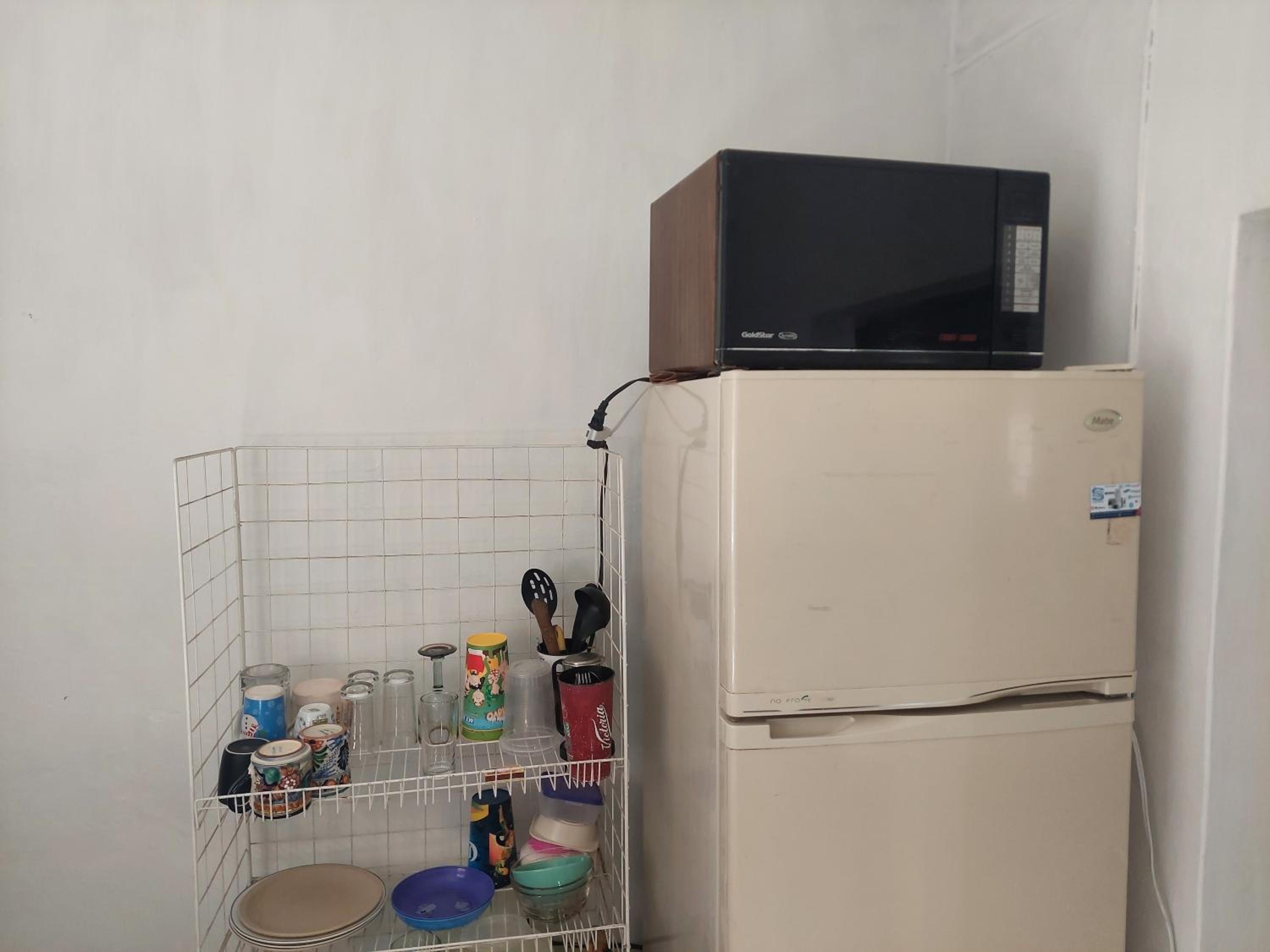 Habitación muy amplia céntrica cerca de avenidas principales view 3