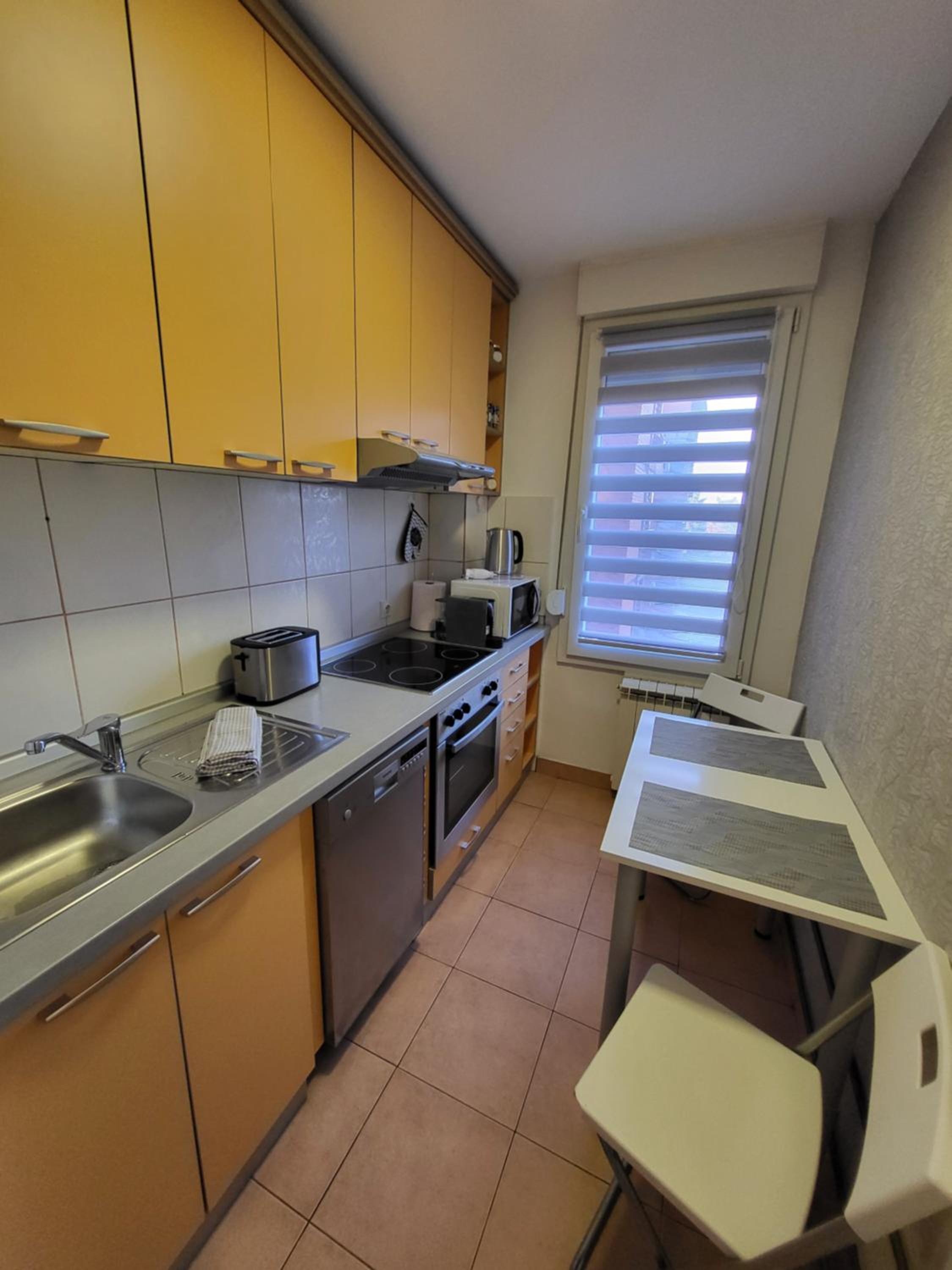 Breeze Apartment