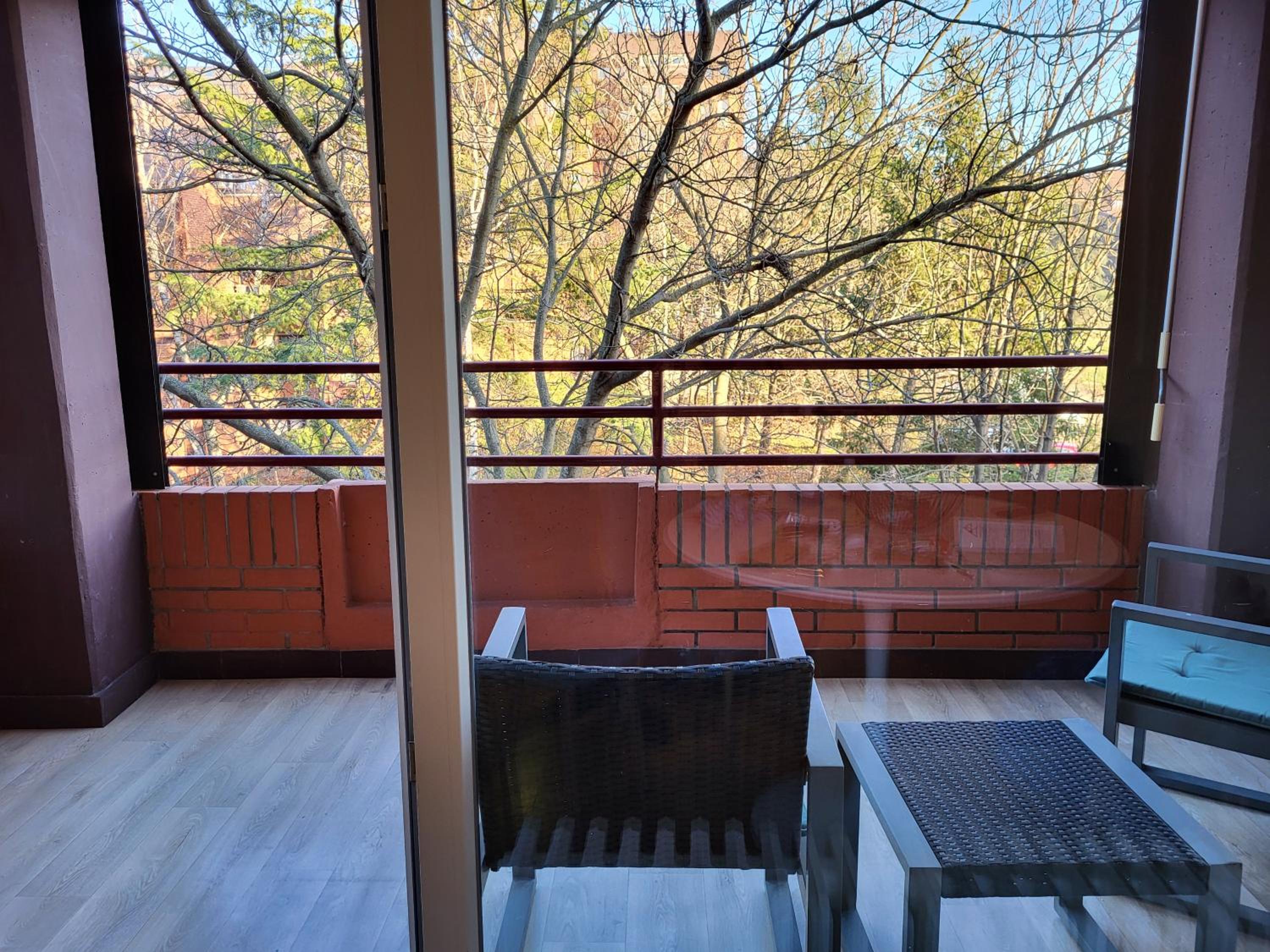 Breeze Apartment