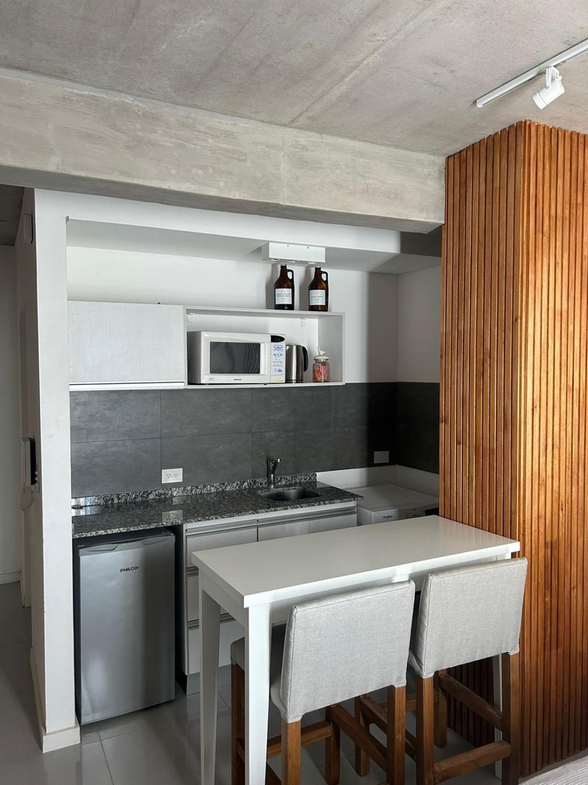Palermo Millennial Grey Studio