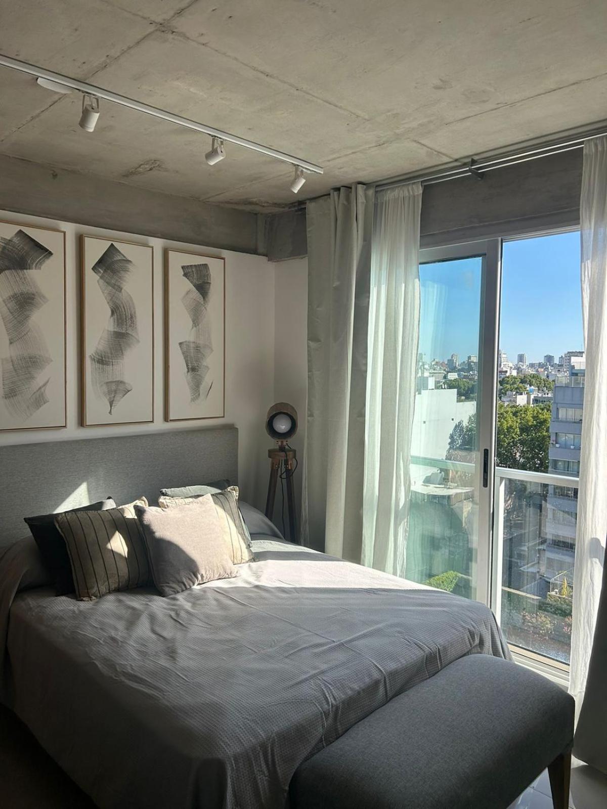 Palermo Millennial Grey Studio