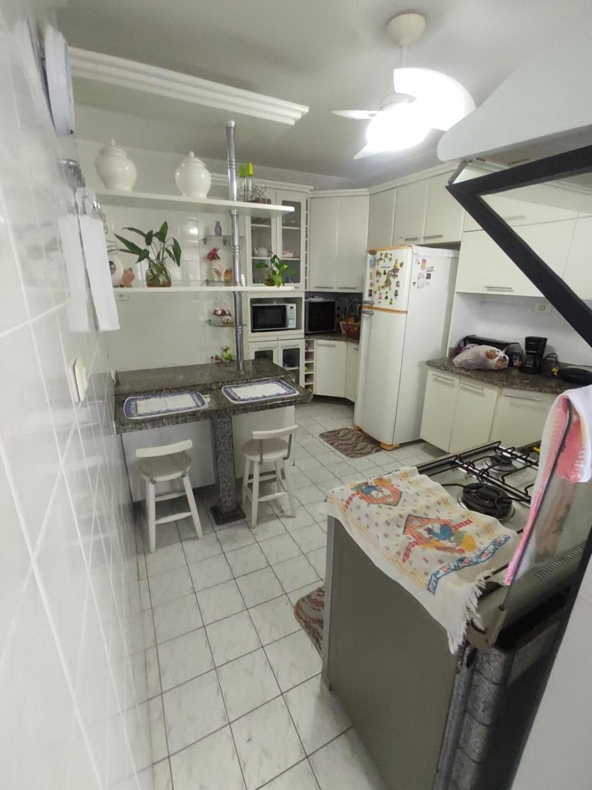 Amplo Apartamento 3 Dorm Solemar