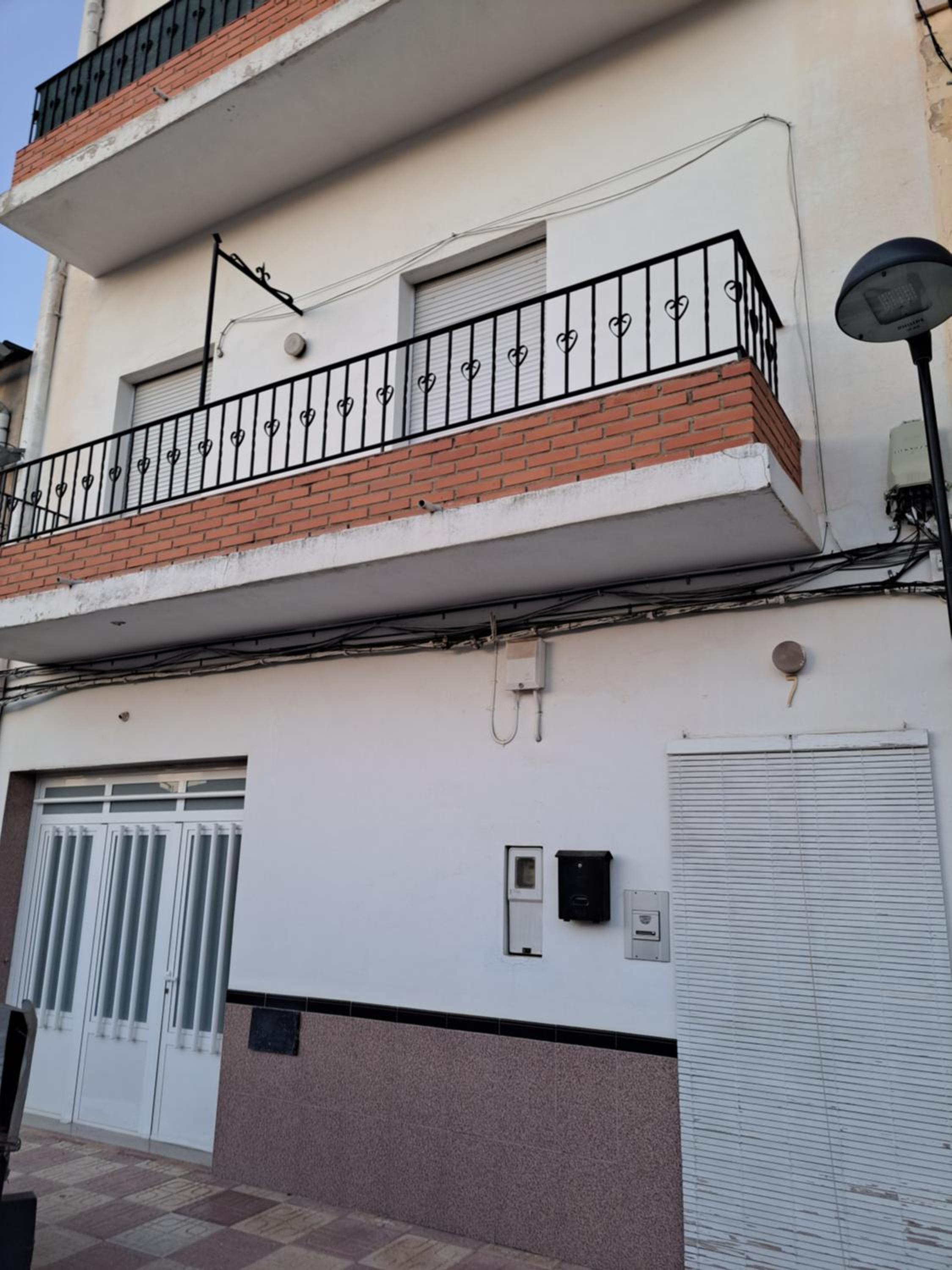 Espi Camus M view 3