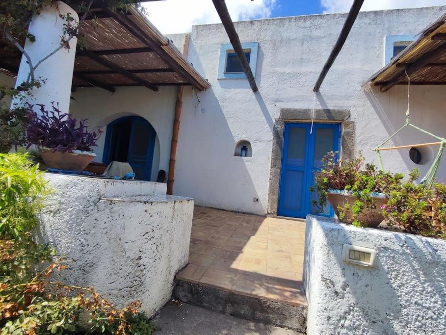 Paradise House in fruit garden photo 3