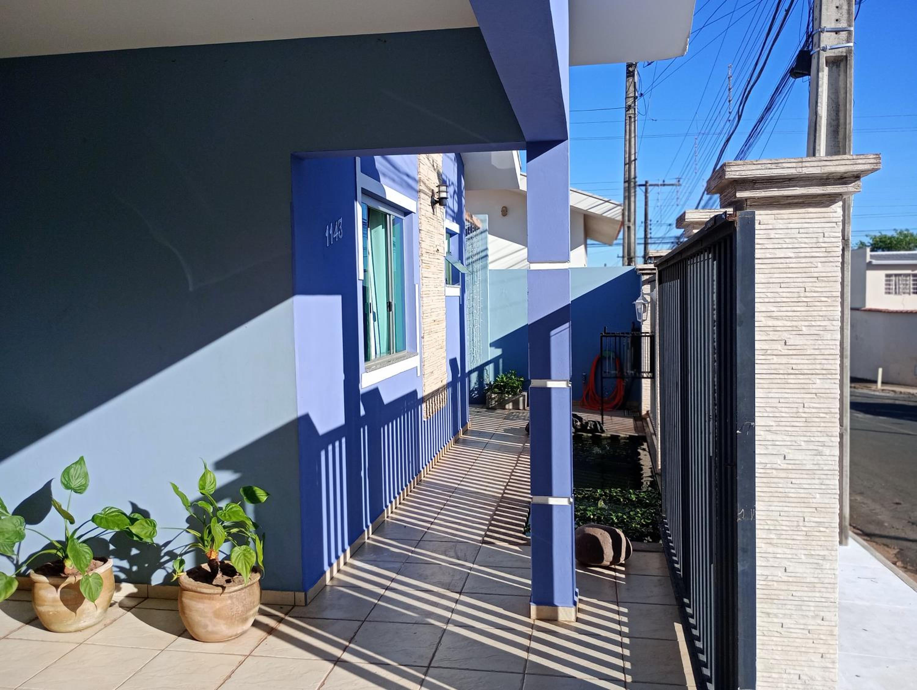 venha pra Itararé sp e Sengés pr se hóspede aqui,casa com duas suites e duas garagens