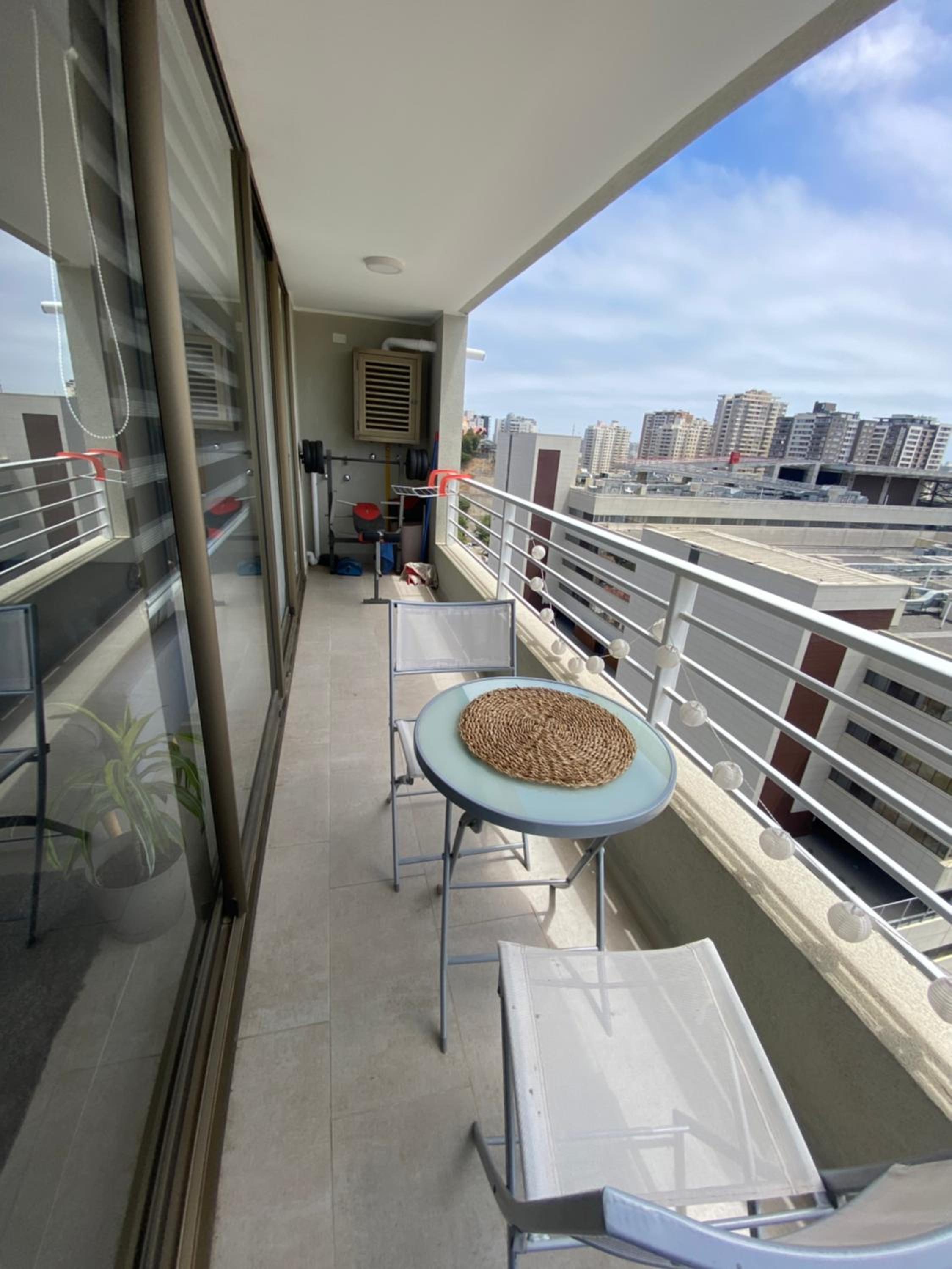 Hermoso Departamento con excelente vista, a pasos de la Quinta Vergara, cercano a Reloj de Flores y Playa Caleta Abarca