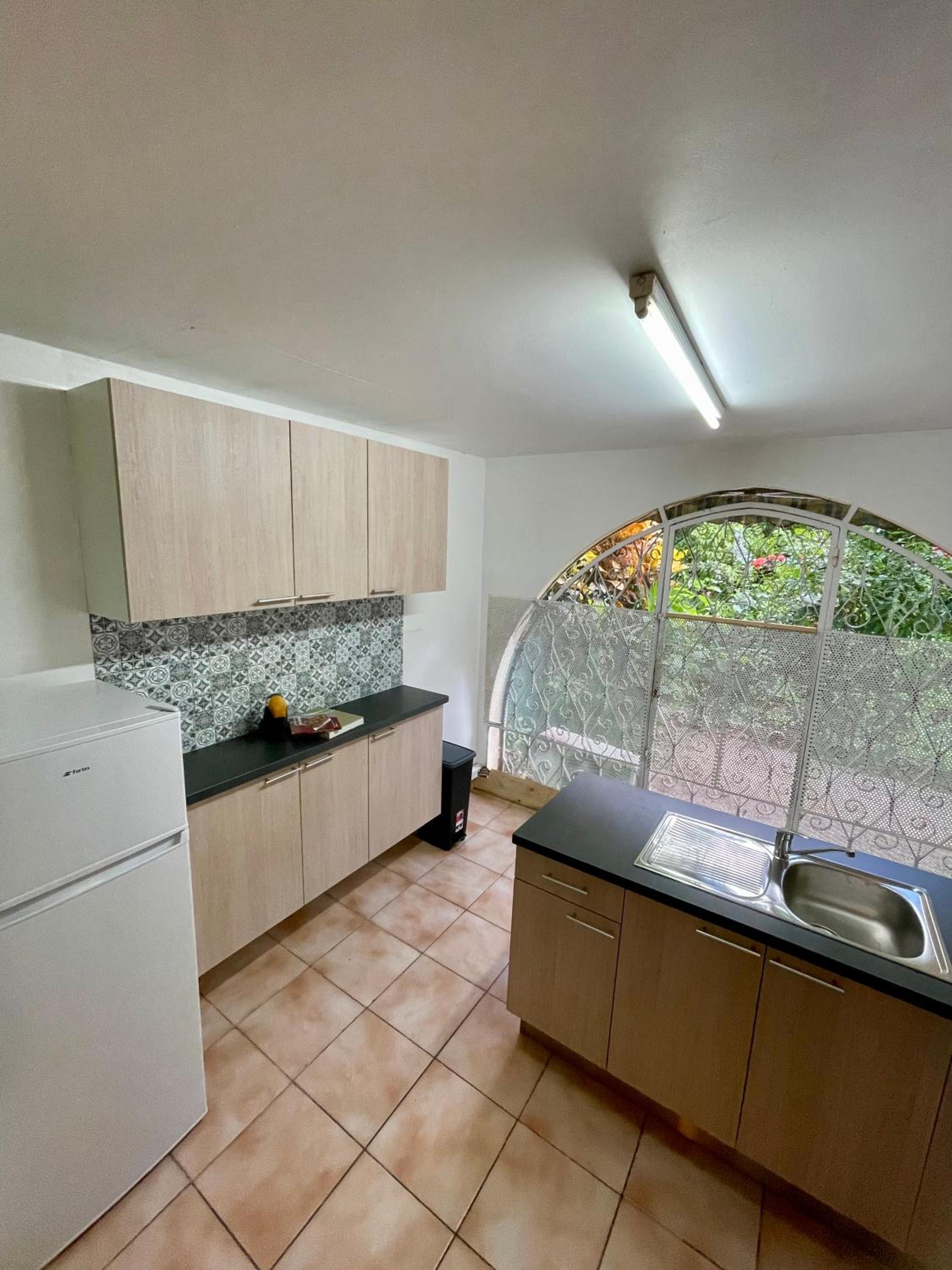 Le Toucan Tropical, F2 bis emplacement central view 5