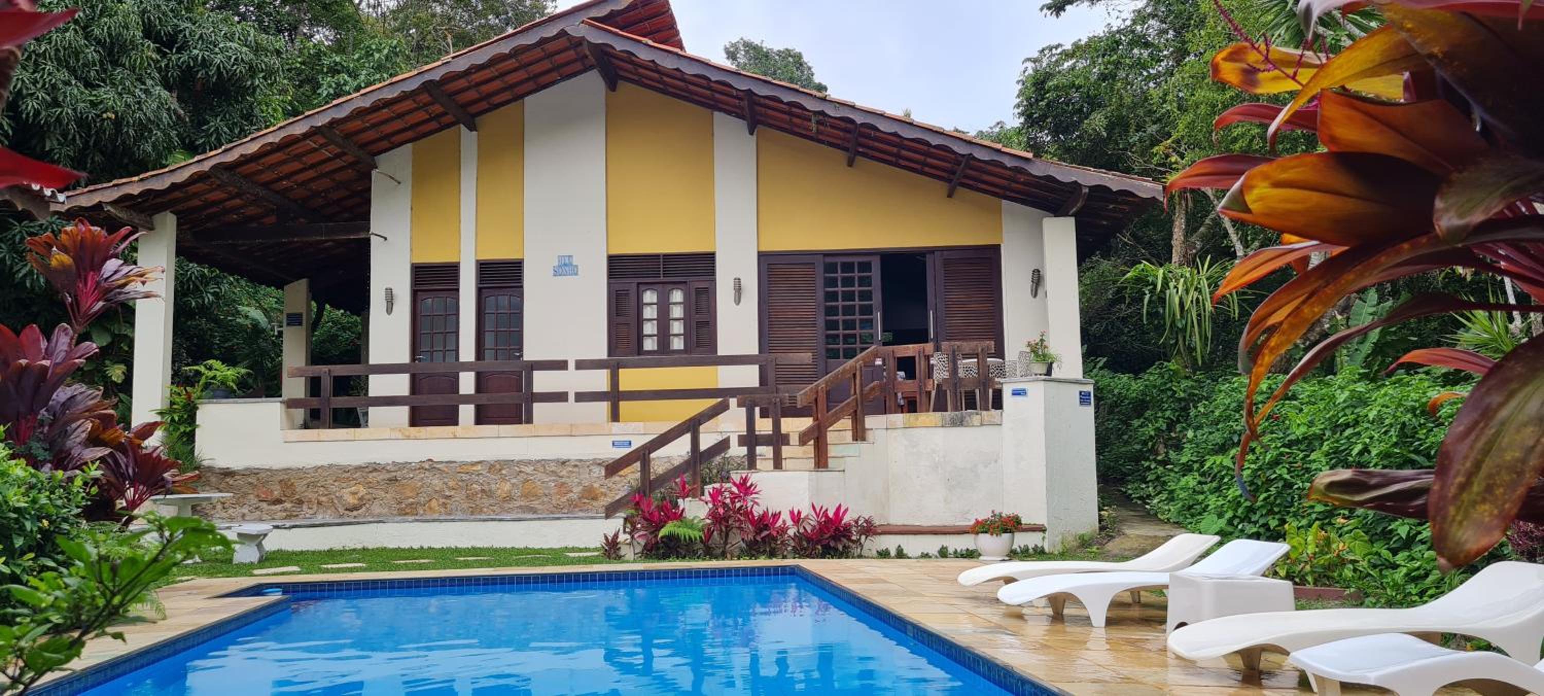 Sítio Guaramiranga para 10 pessoas com fácil acesso