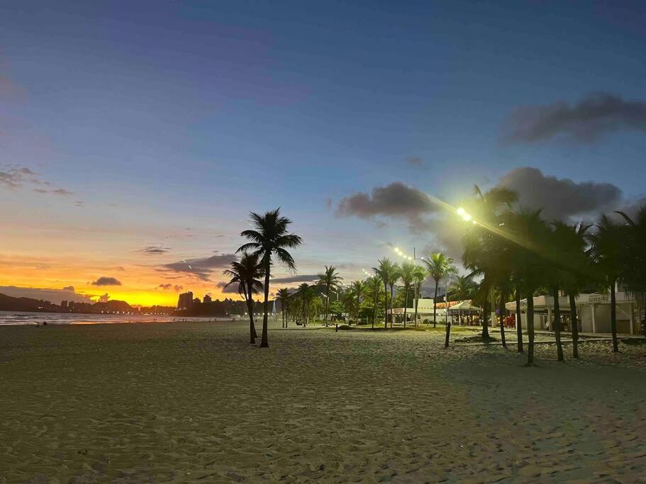 Apto Enseada c/ Suíte 3 piscinas a 170m da praia