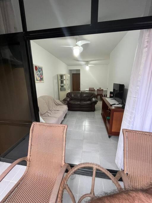 Apto Enseada c/ Suíte 3 piscinas a 170m da praia