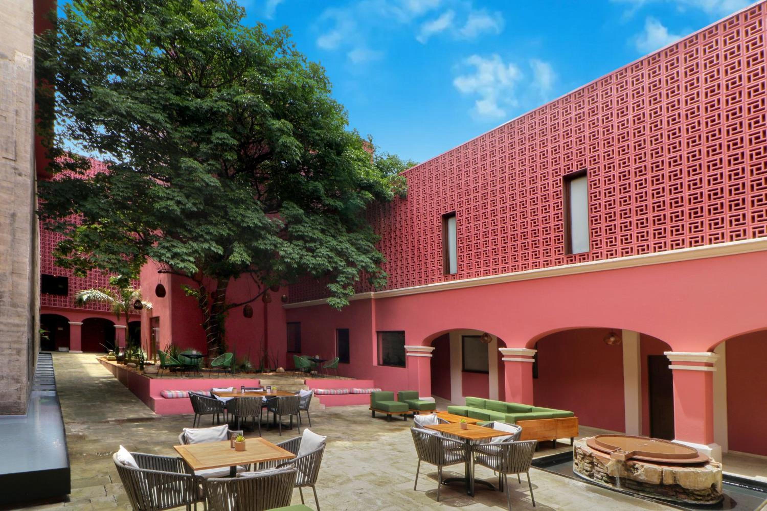 City Centro by Marriott Oaxaca - Property Image 2