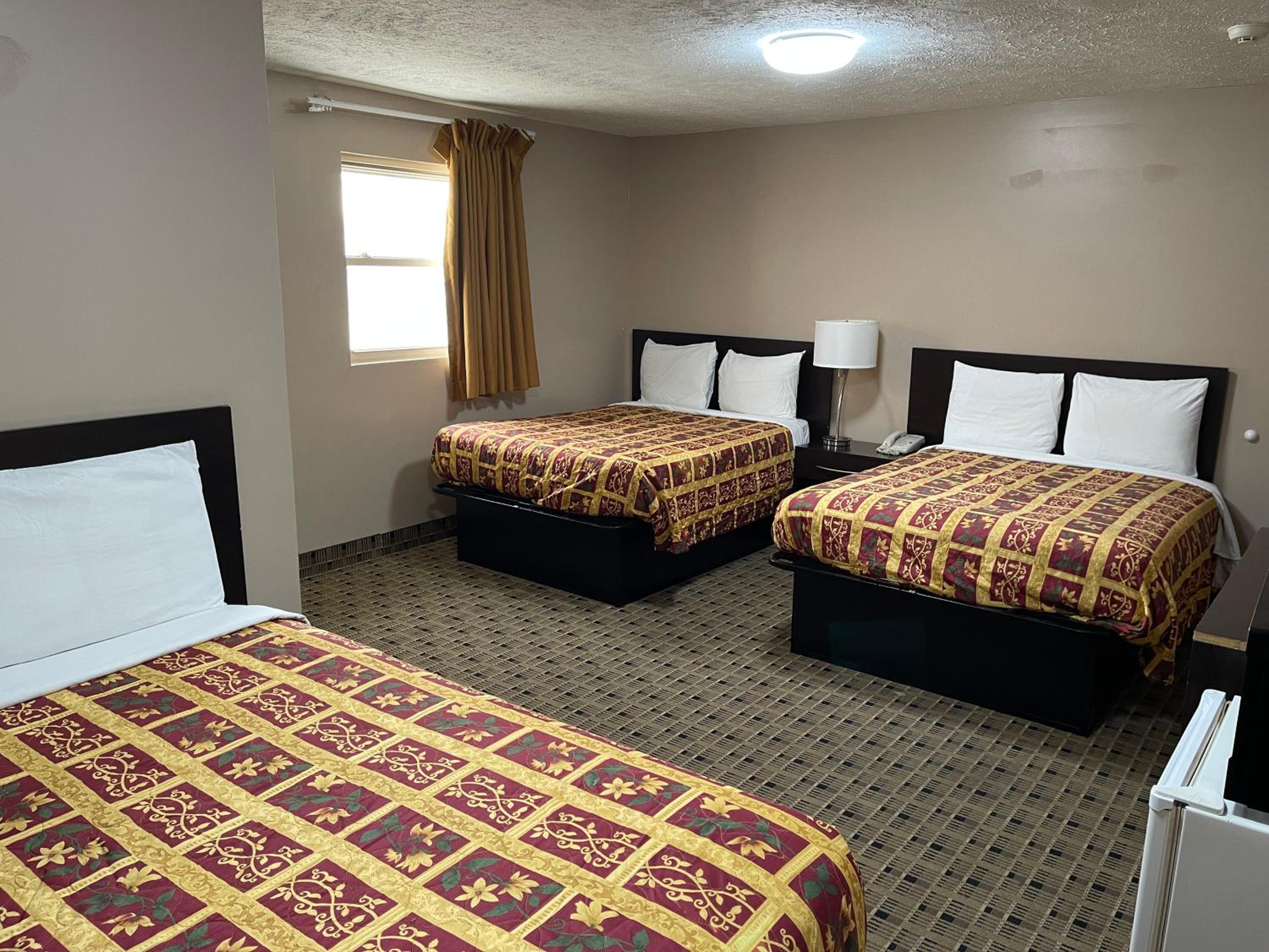 Economy Inn & Suites
