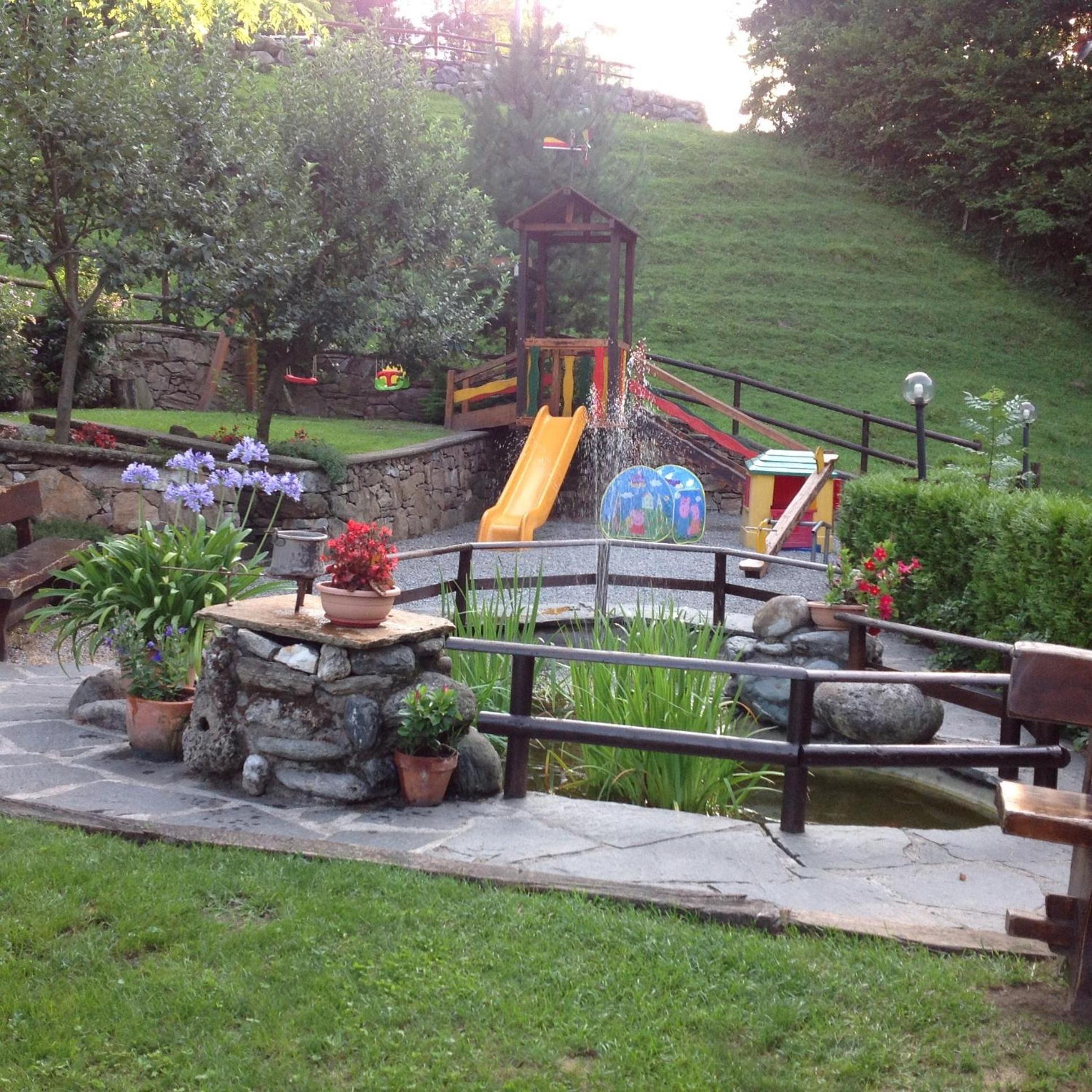 Photo 12