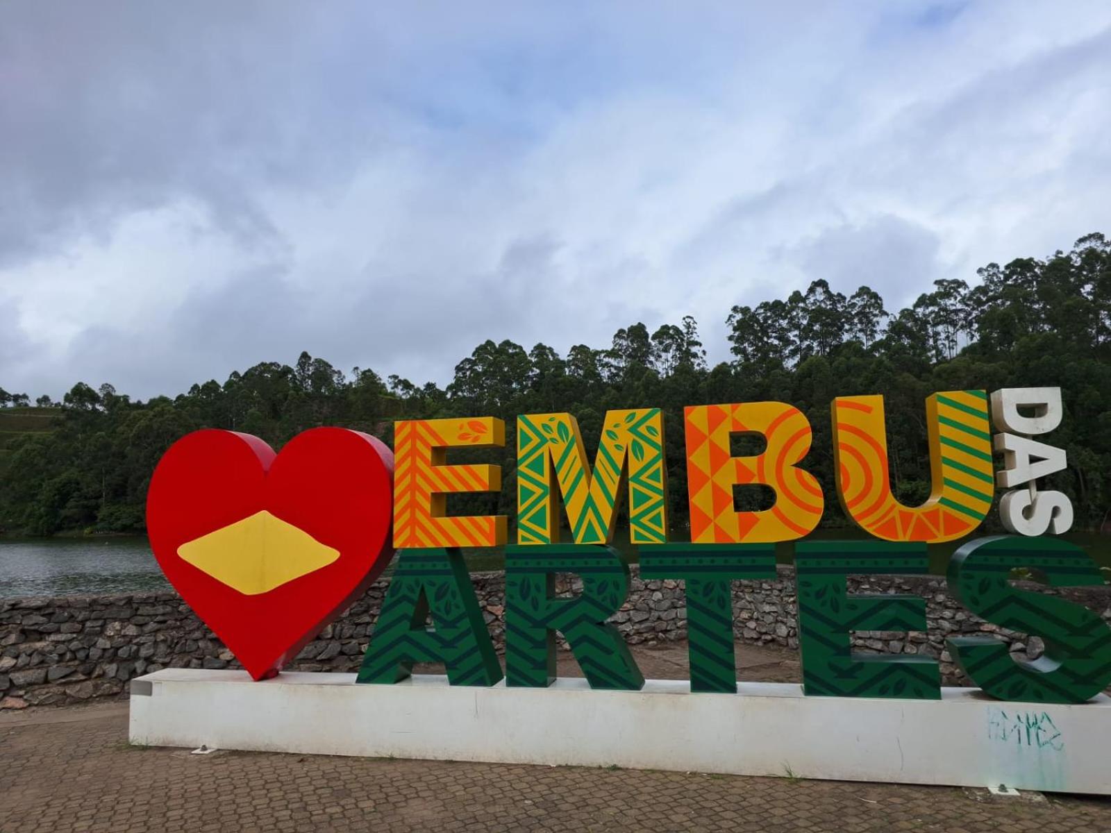 Casa Temporada em Embu das Artes