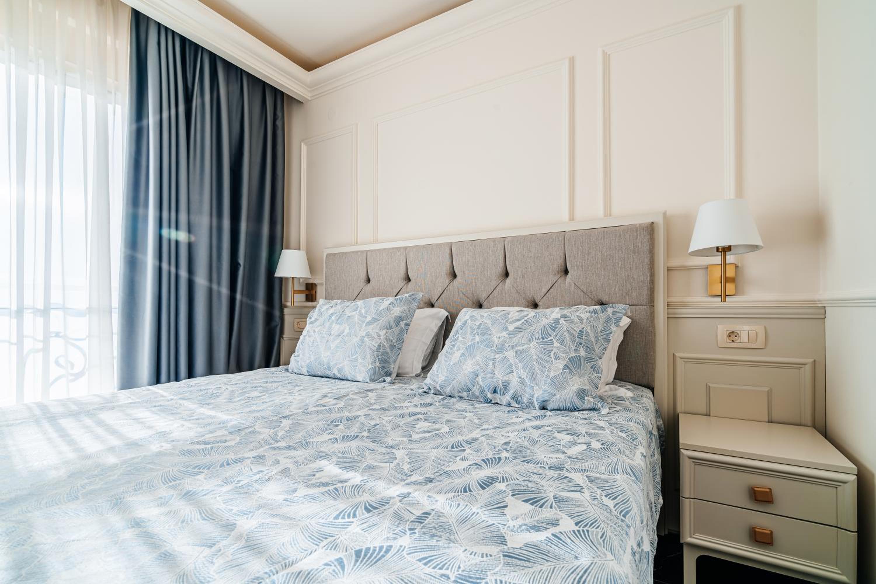 Golden Crown Apartments by In Property view 4