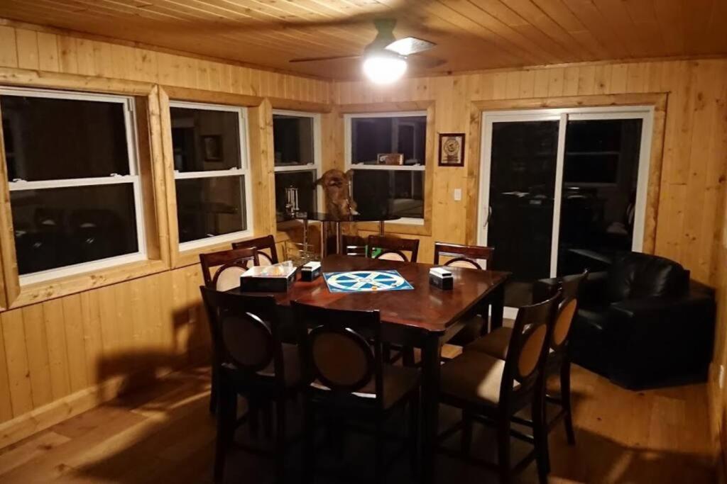 Luxury Cottage in South Parry Sound