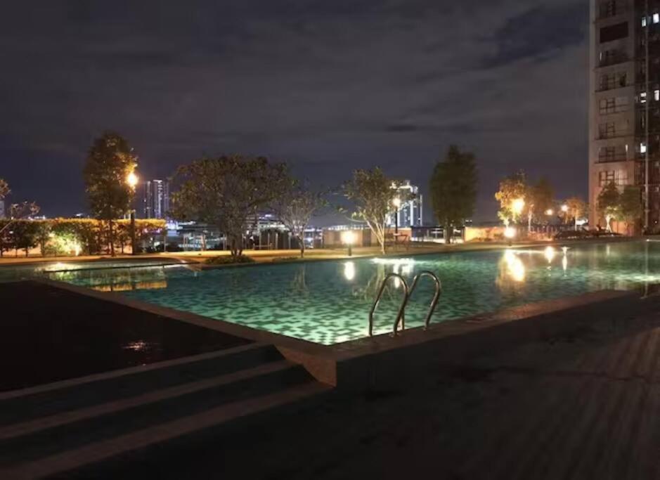 Chic & Cozy Studio - HYVE SOHO Cyberjaya