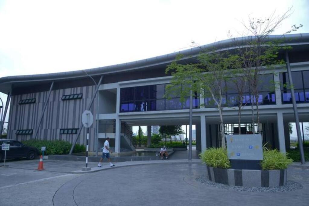 Chic & Cozy Studio - HYVE SOHO Cyberjaya photo 7