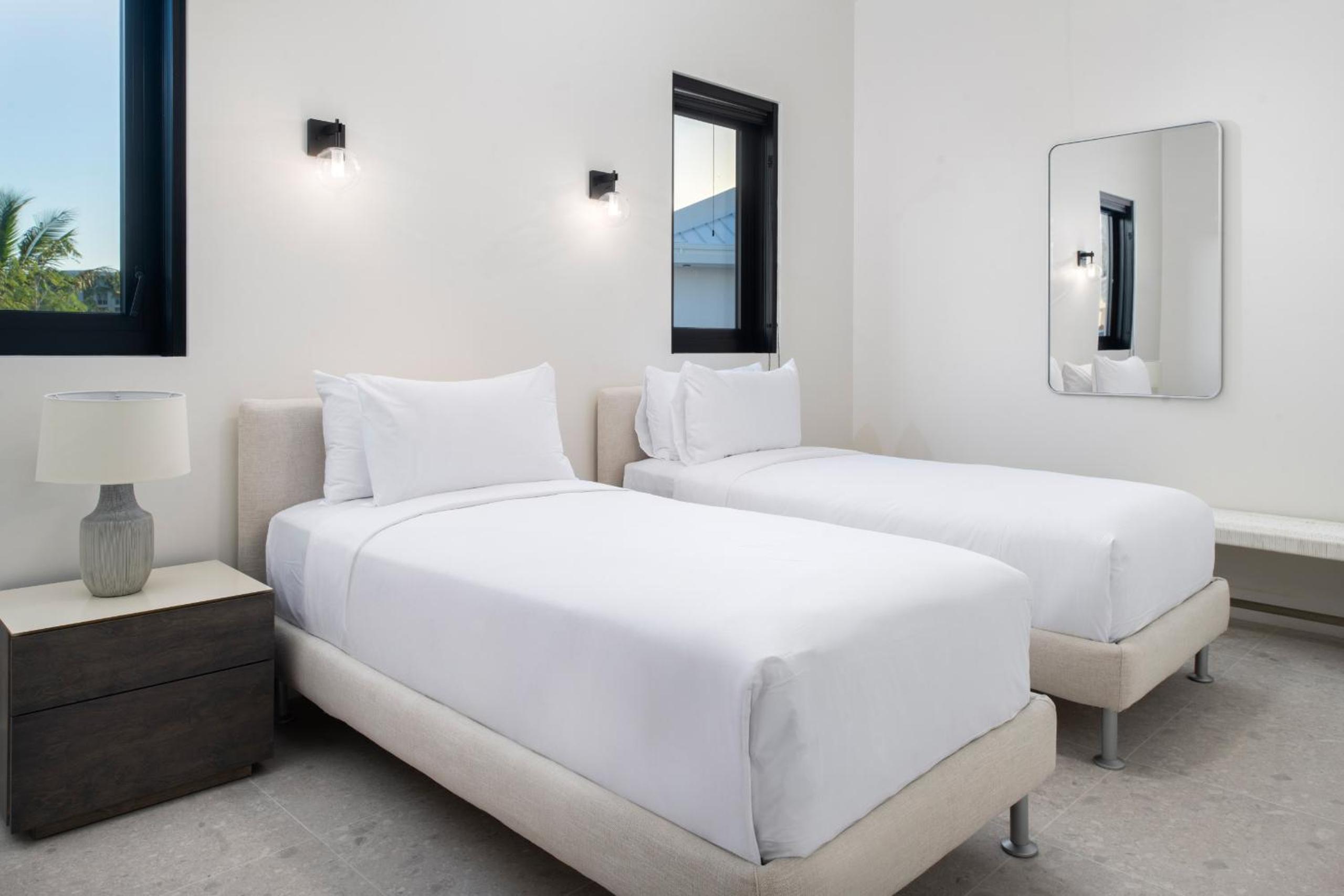 Villa Seadream - Upper East Side Enclave #16 view 4