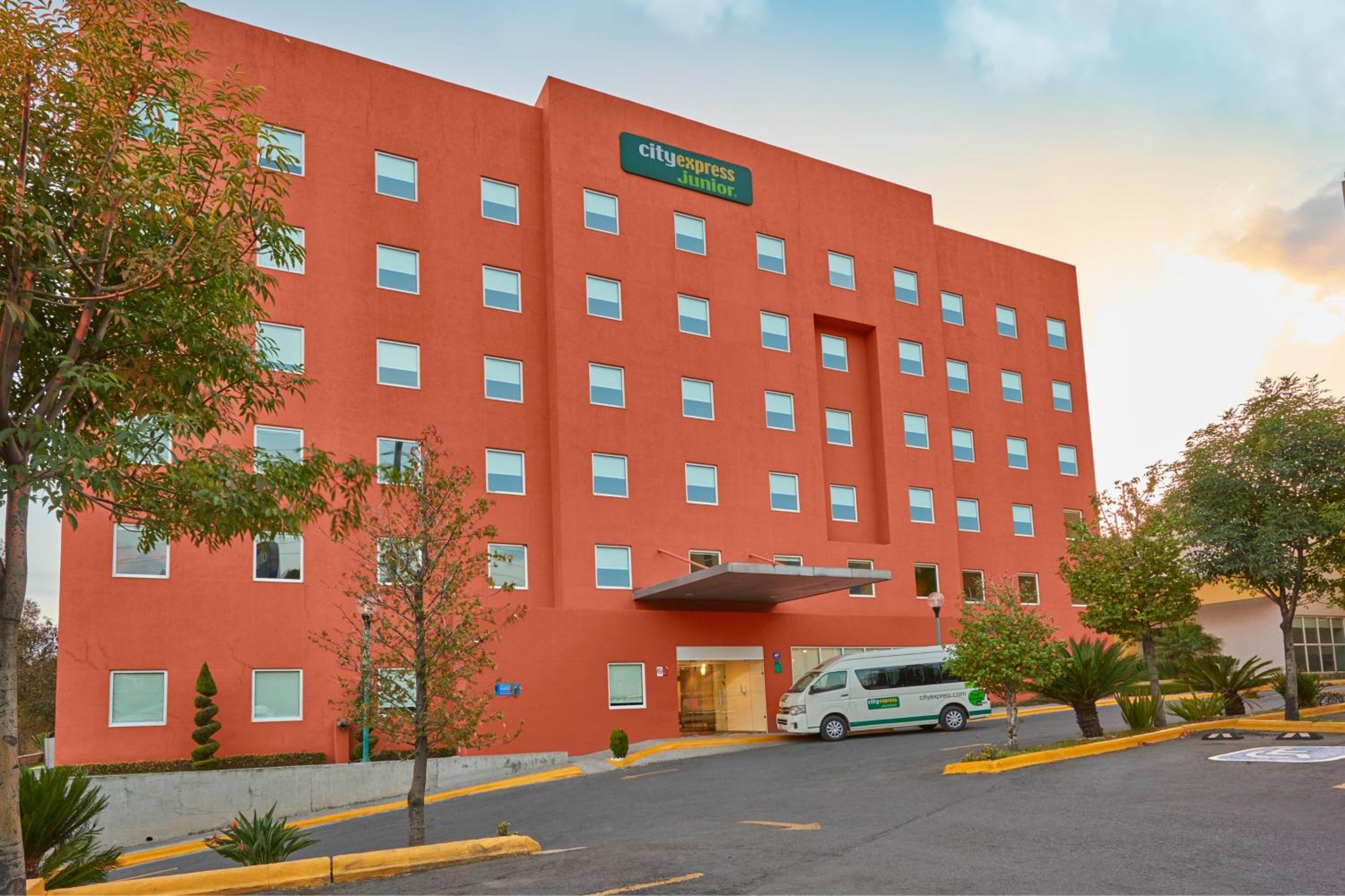 Hotel City Express Junior by Marriott Puebla FINSA - Image 1