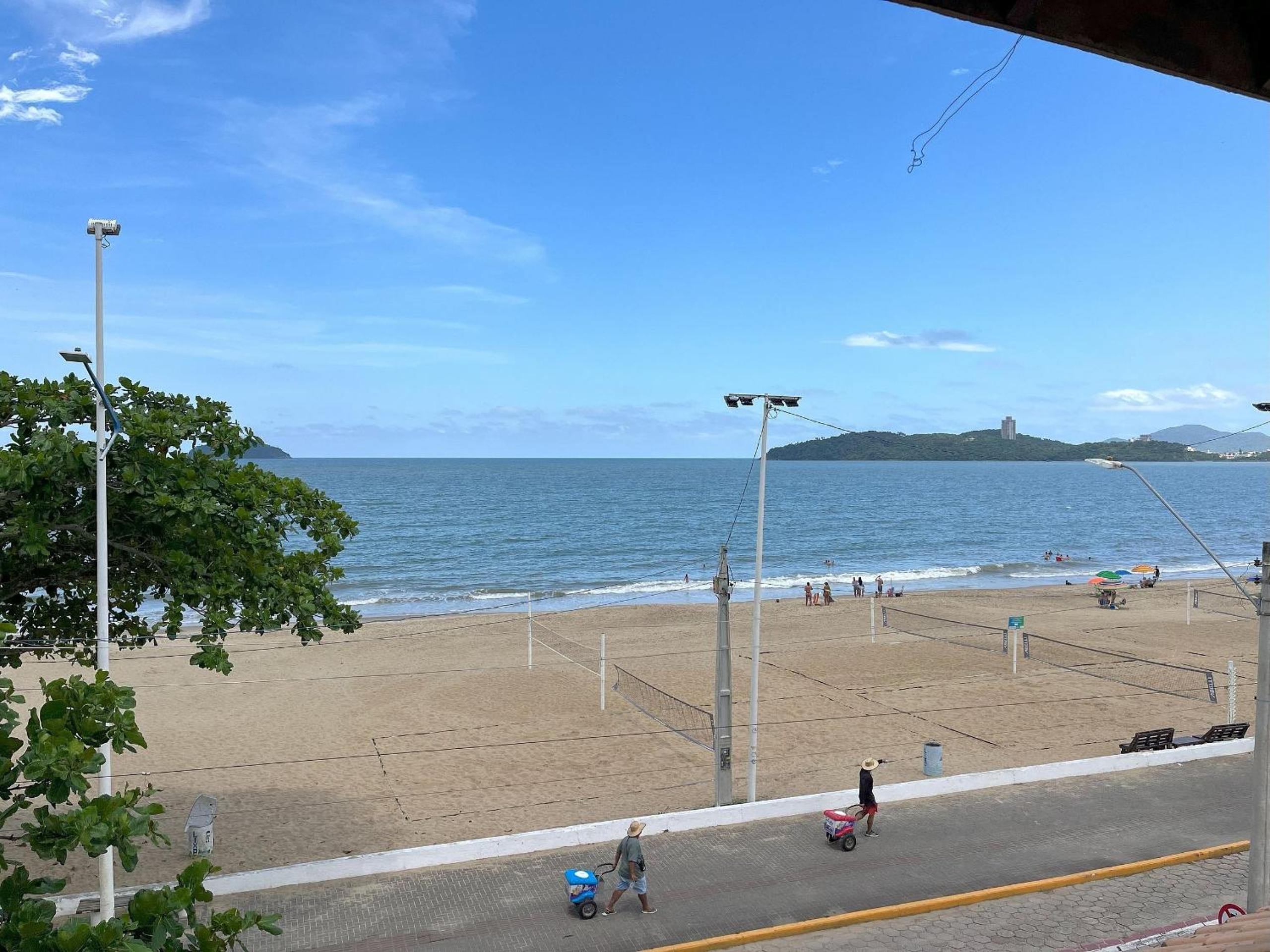 Extraordinária casa Pé na Areia - Piçarras