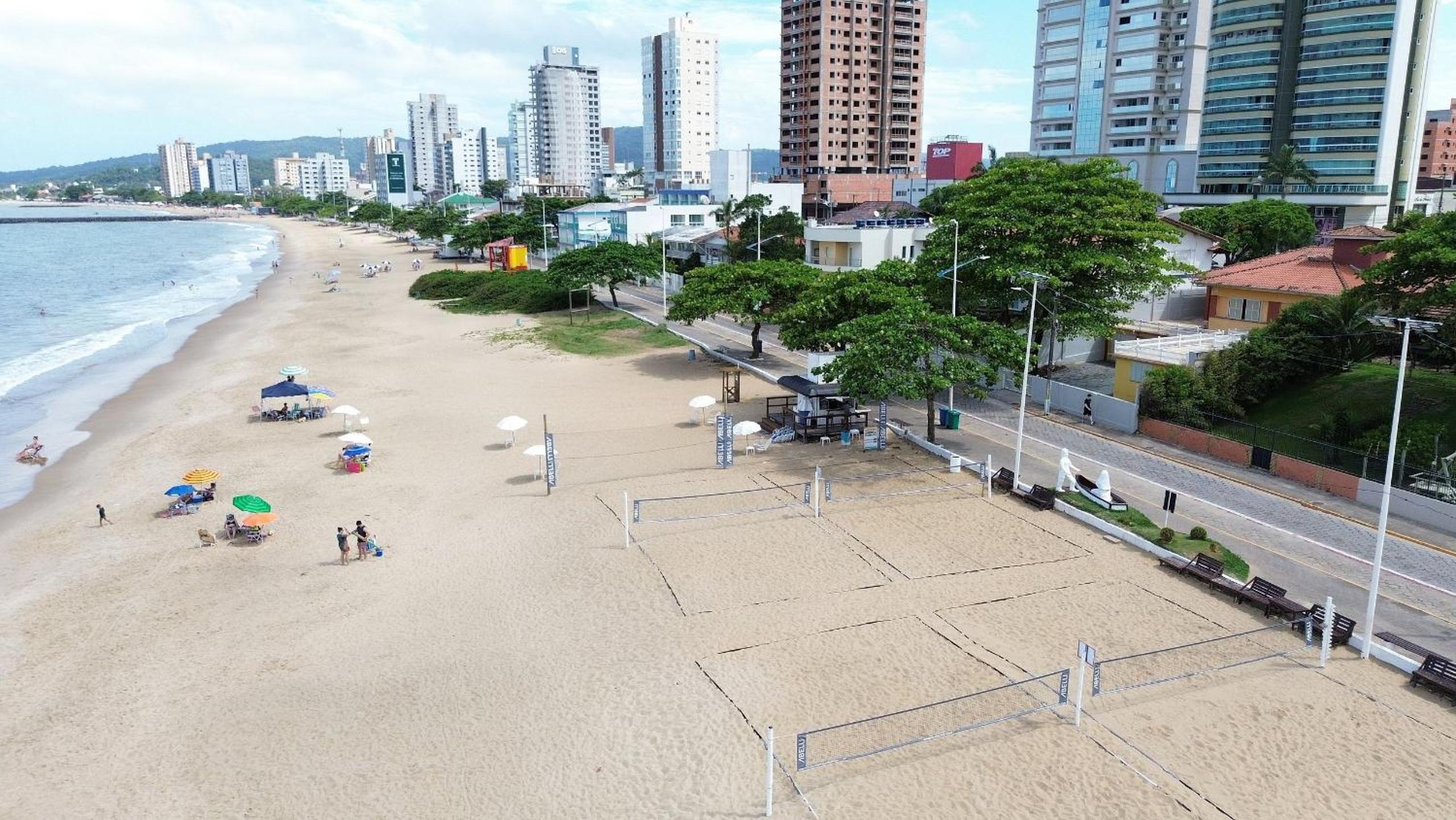Extraordinária casa Pé na Areia - Piçarras