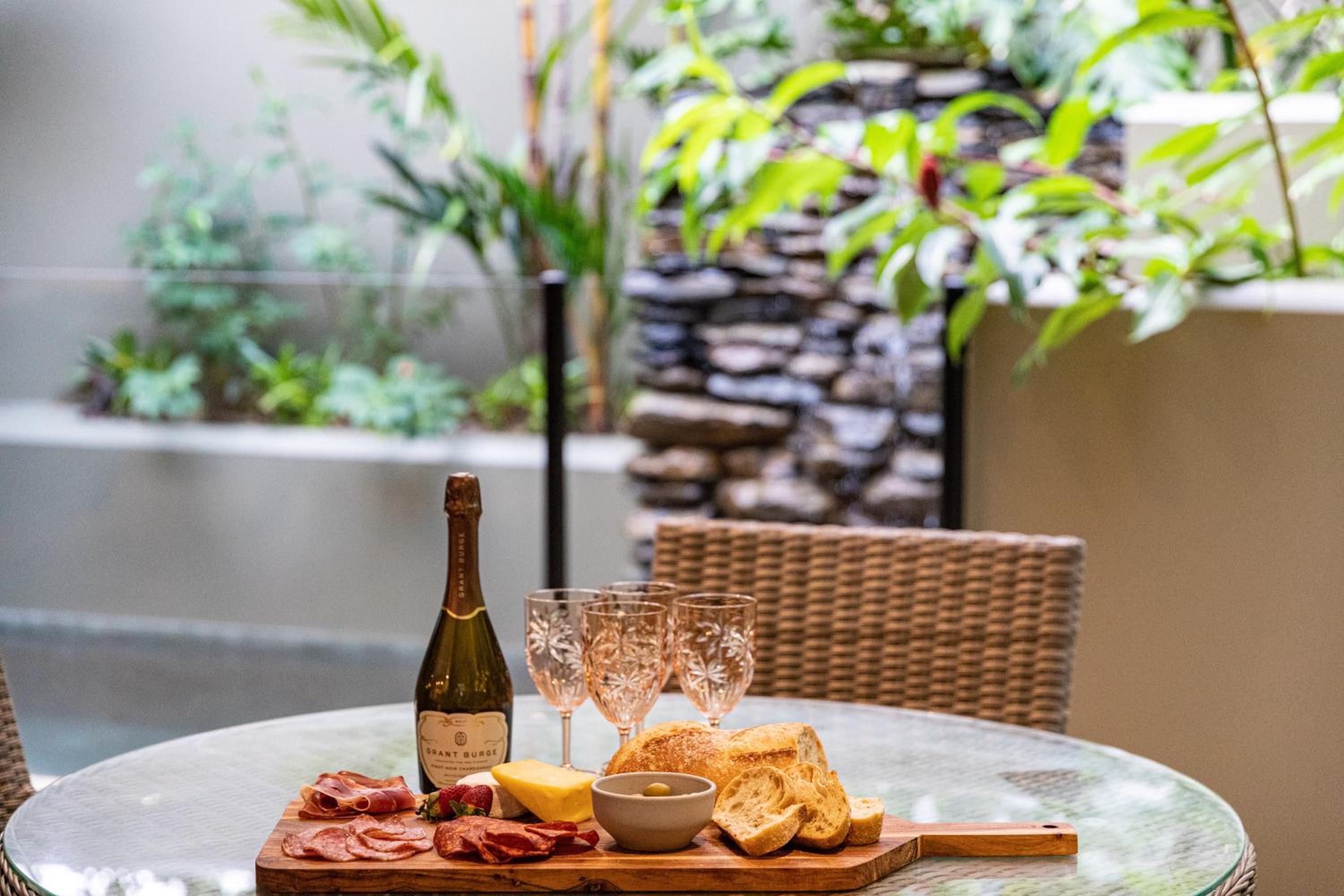 Amalfi - Port Douglas, luxury in the centre of town