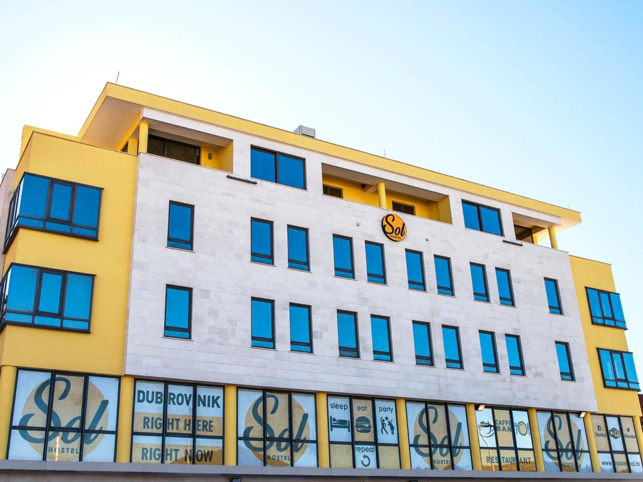 Hostel Sol