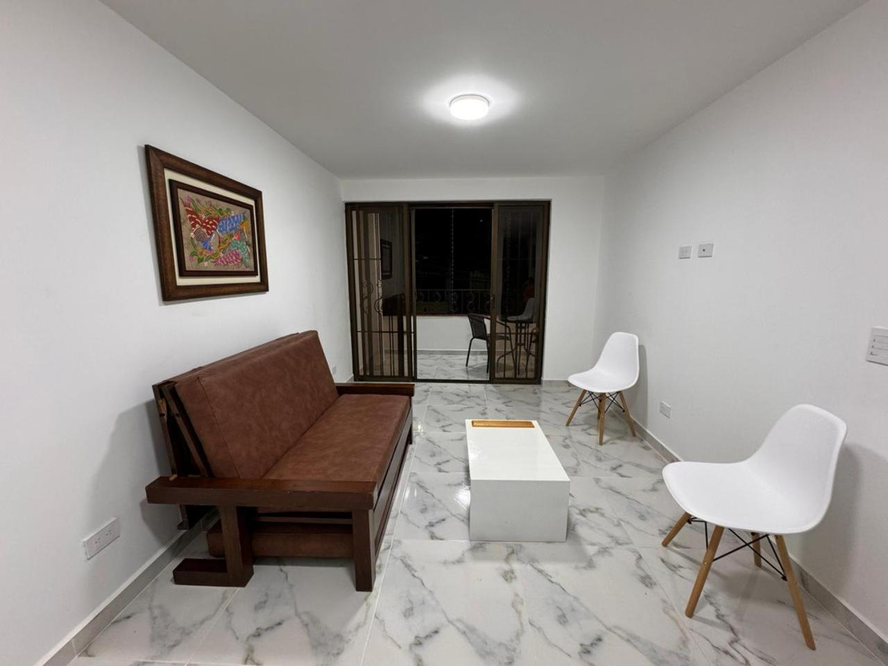 P1 Confortable hospedaje en Envigado